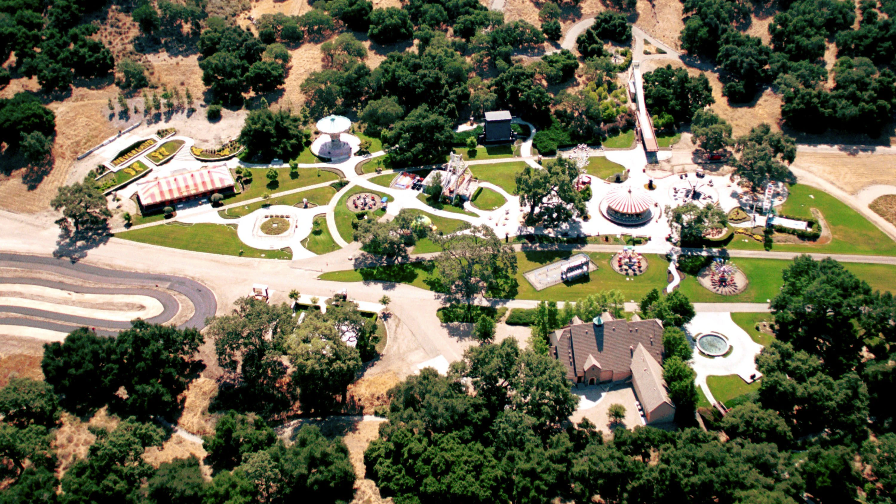 Michael Jacksons Neverland Ranch von oben.