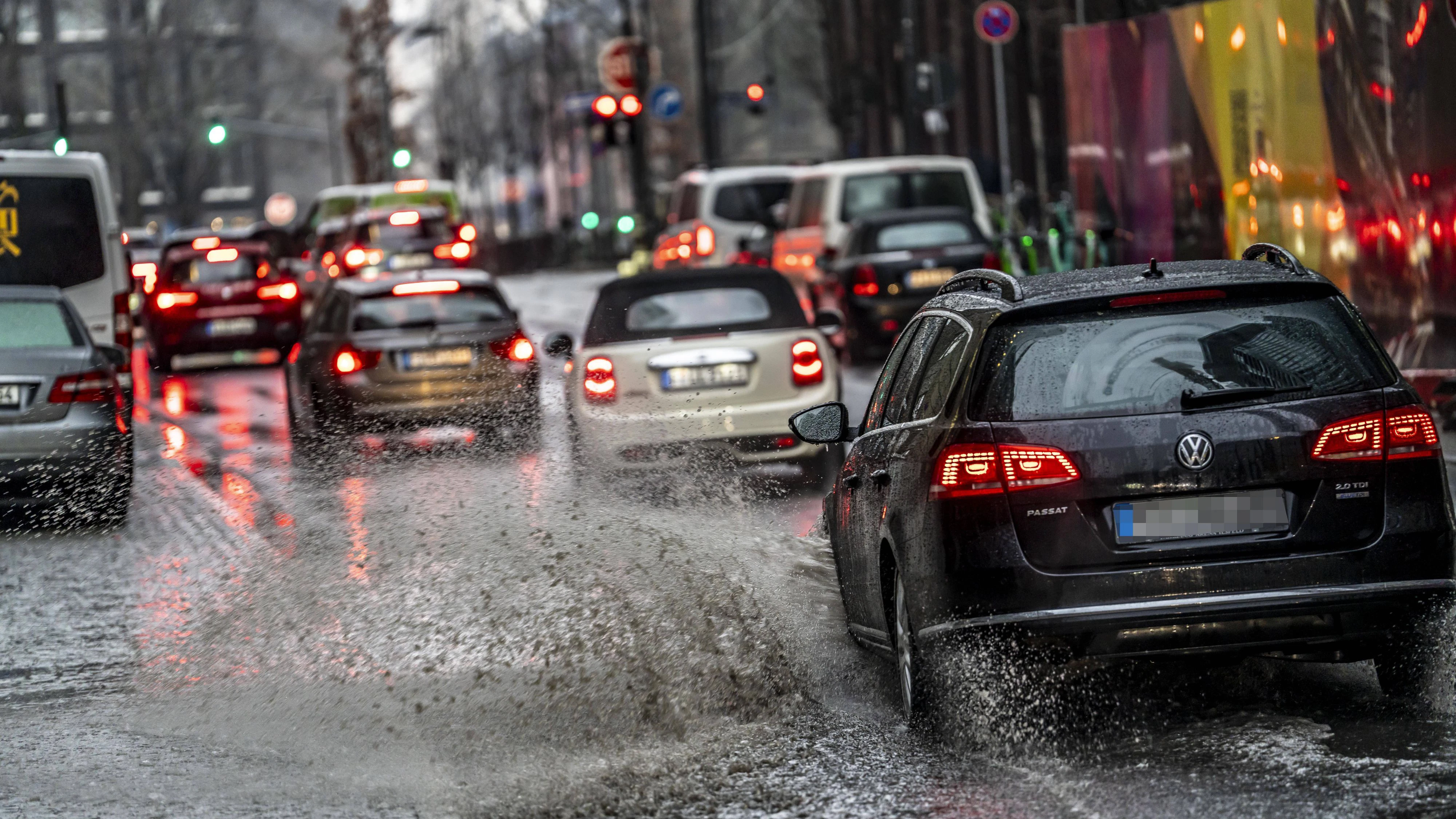 Stellenweise ist mit großen Regenmengen zu rechnen.