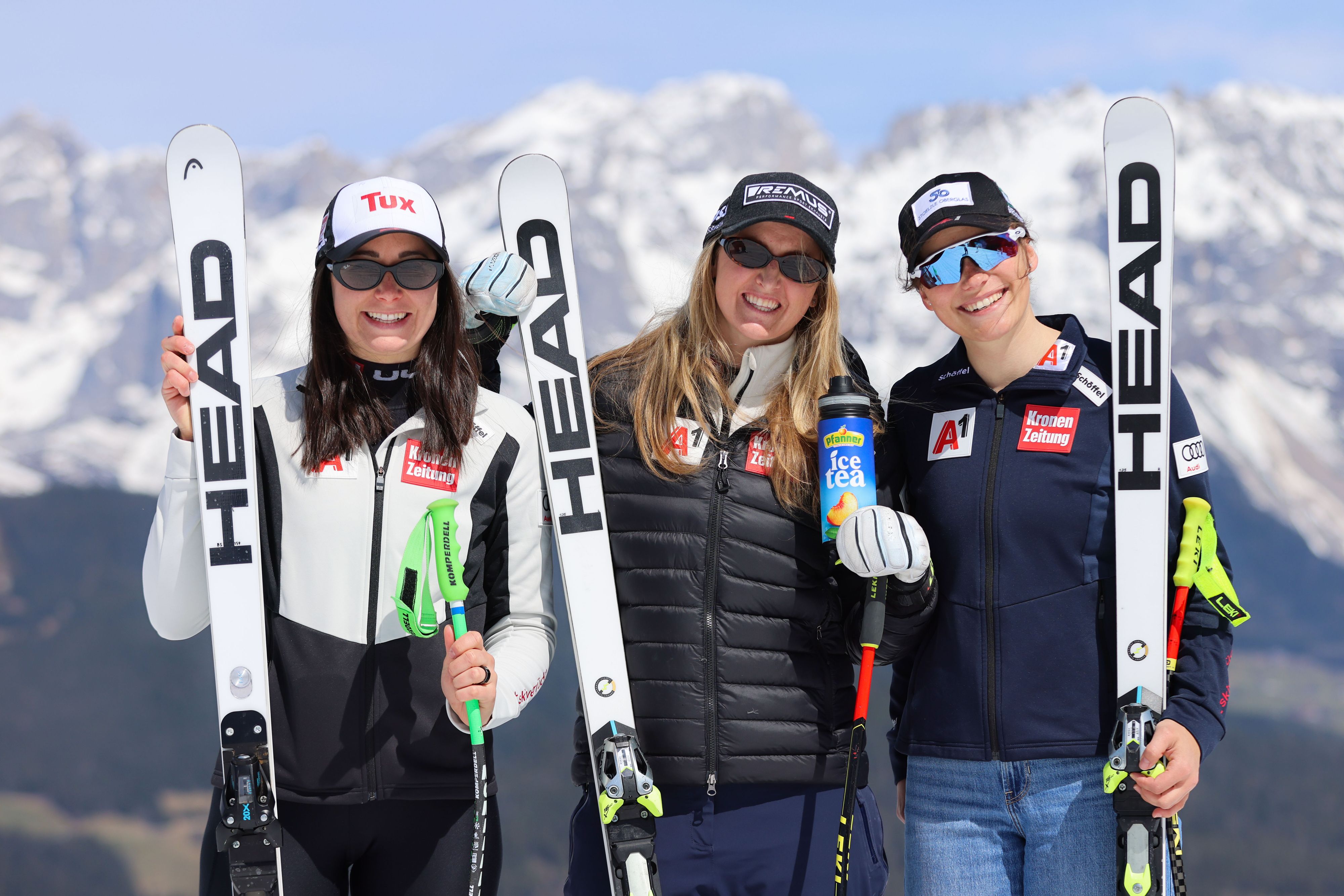 Lena Wechner (l.), Nina Ortlieb und Anna Schilcher
