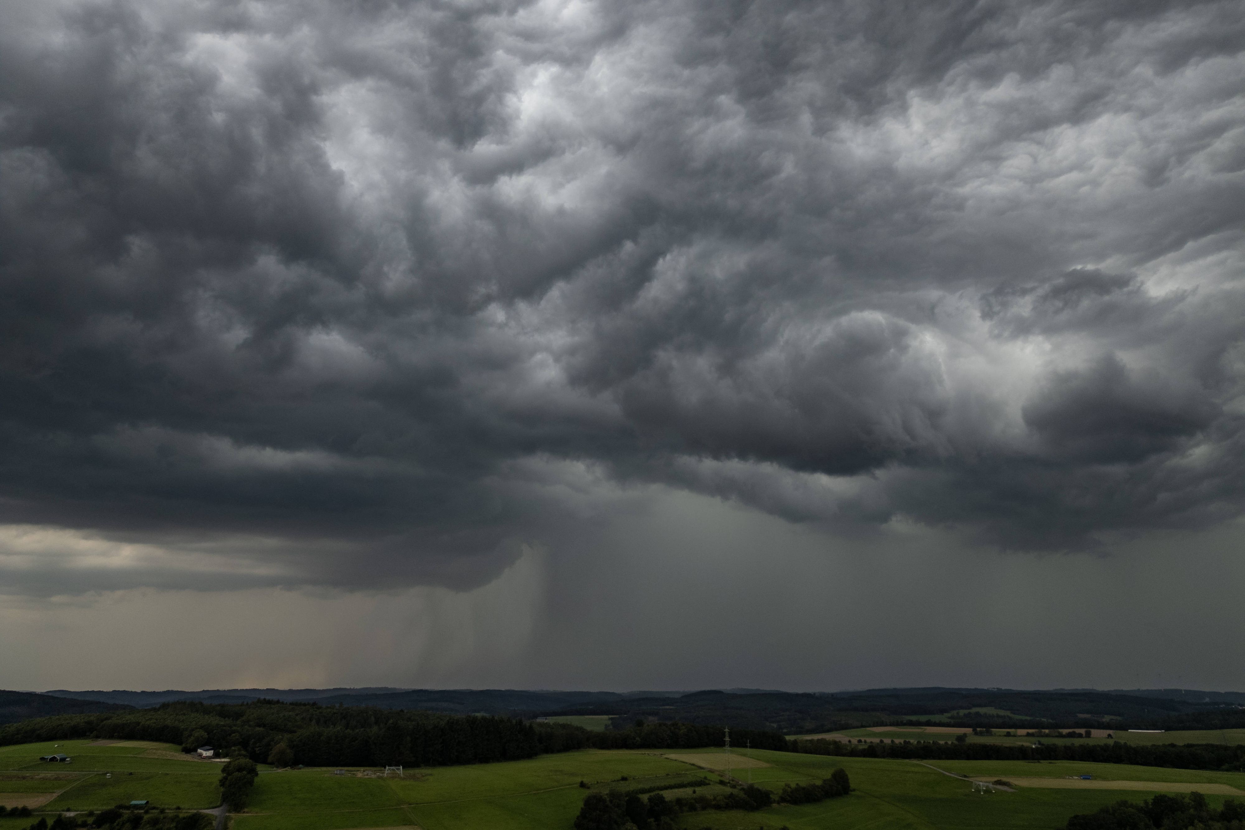 Heute.at - Unwetter-Alarm! Kräftige Gewitter kommen bis nach Wien