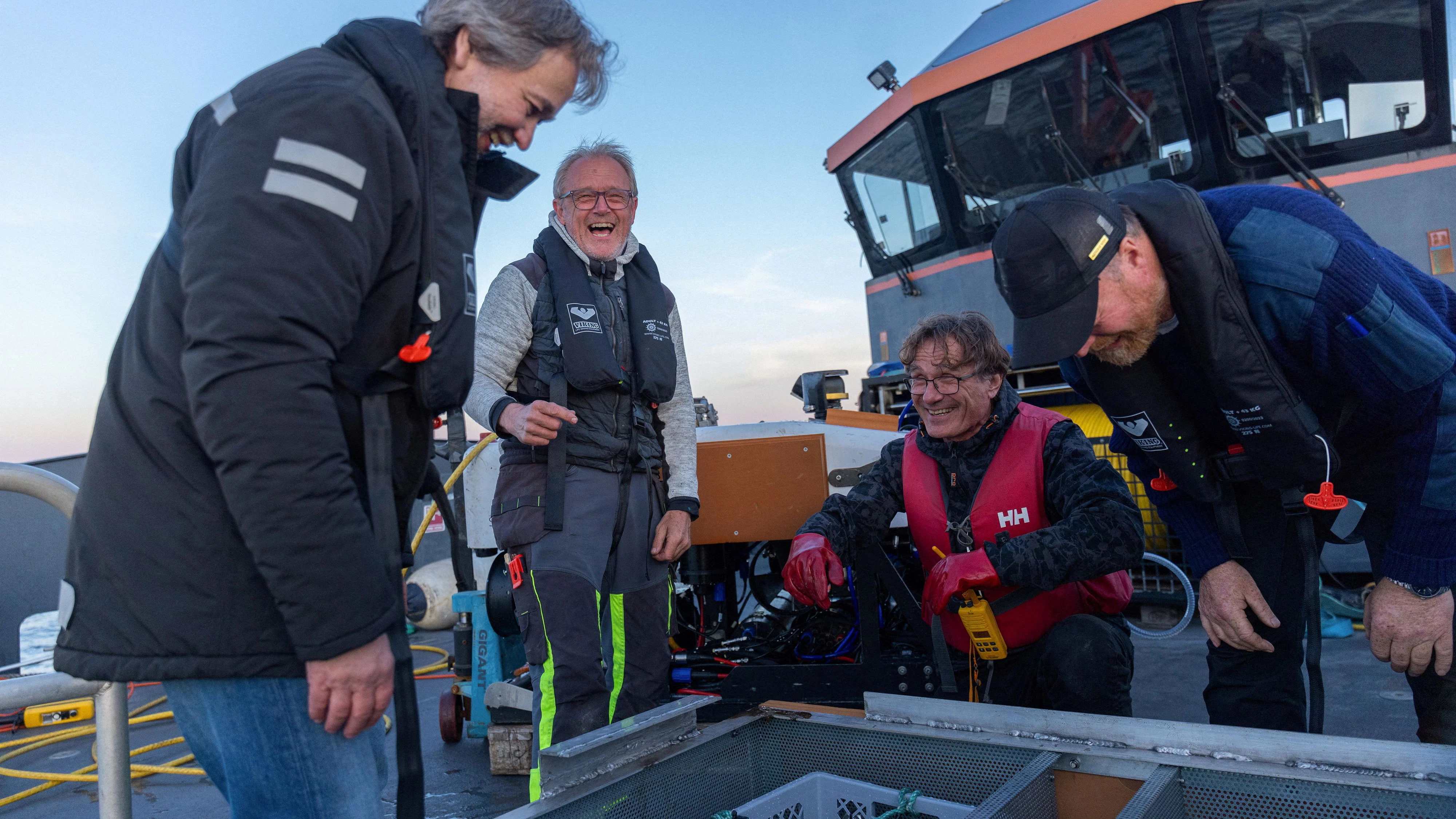 In 600 Meter Tiefe fanden Forscher ein Schiffswrack.