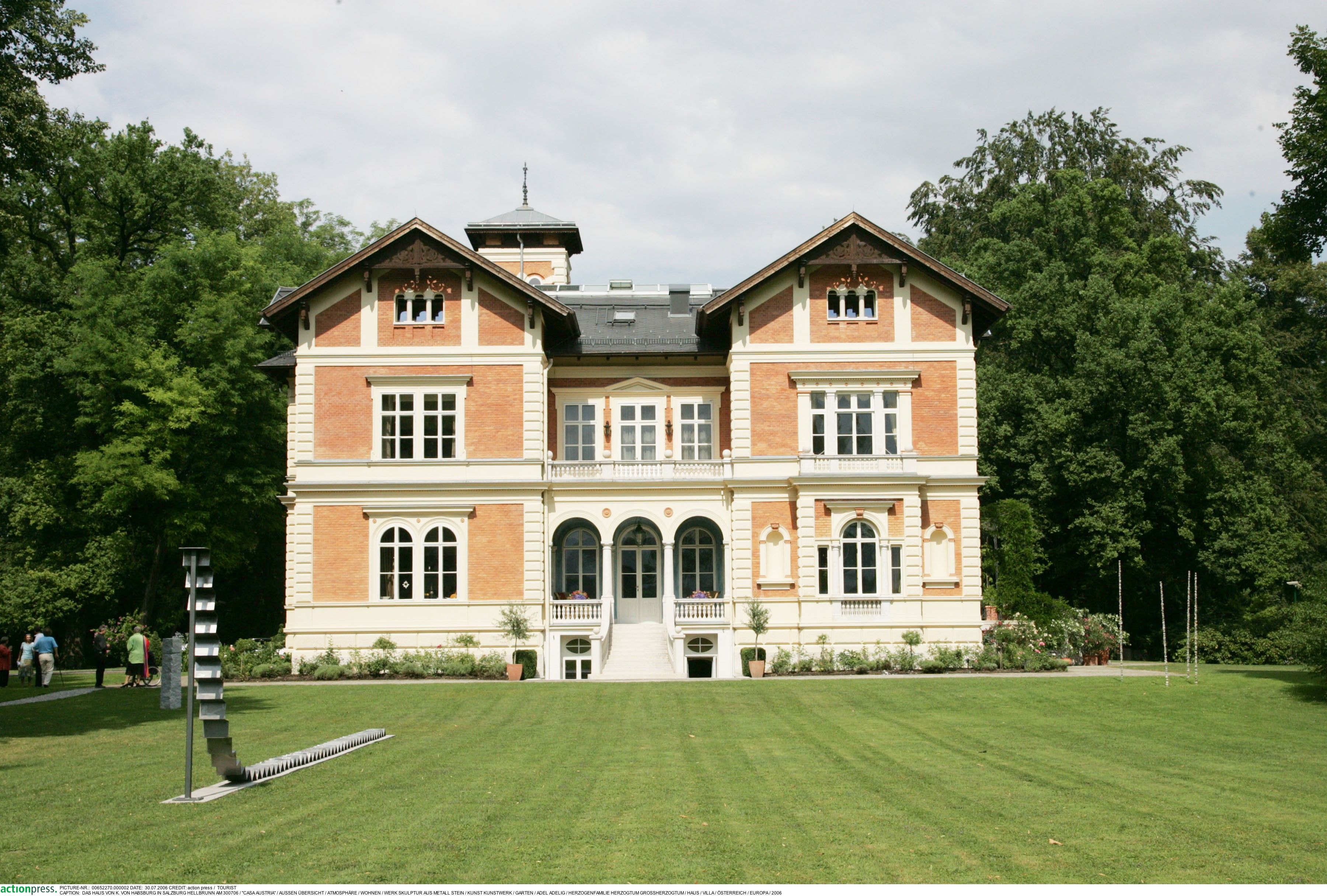 Ehemalige Habsburg-Villa hat nun einen neuen Eigentümer. Nach zehn Jahren wurde sie verkauft.
