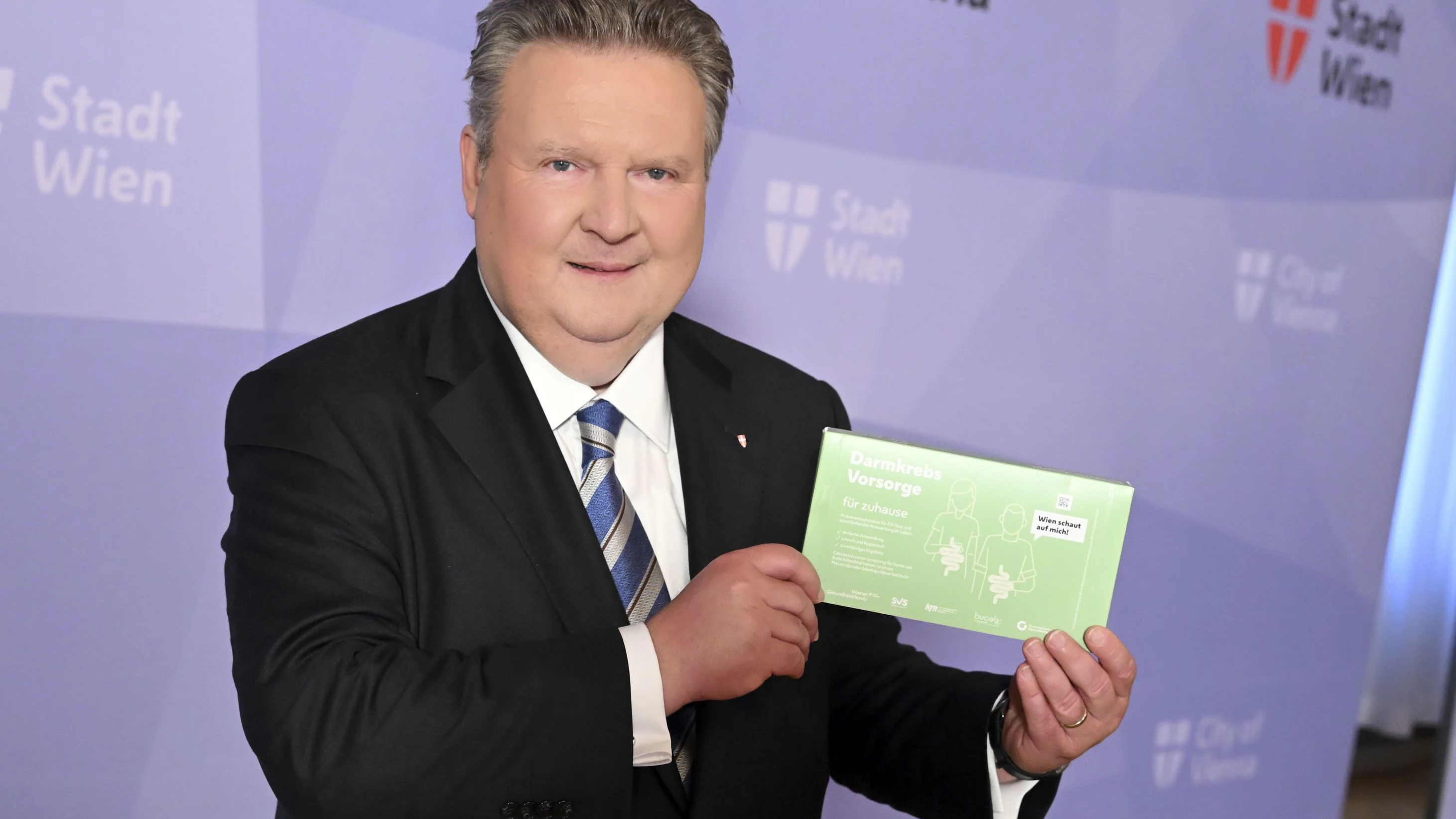 Bürgermeister Ludwig startete am Dienstag das Pilotprojekt mit Selbsttests zur Früherkennung von Darmkrebs.