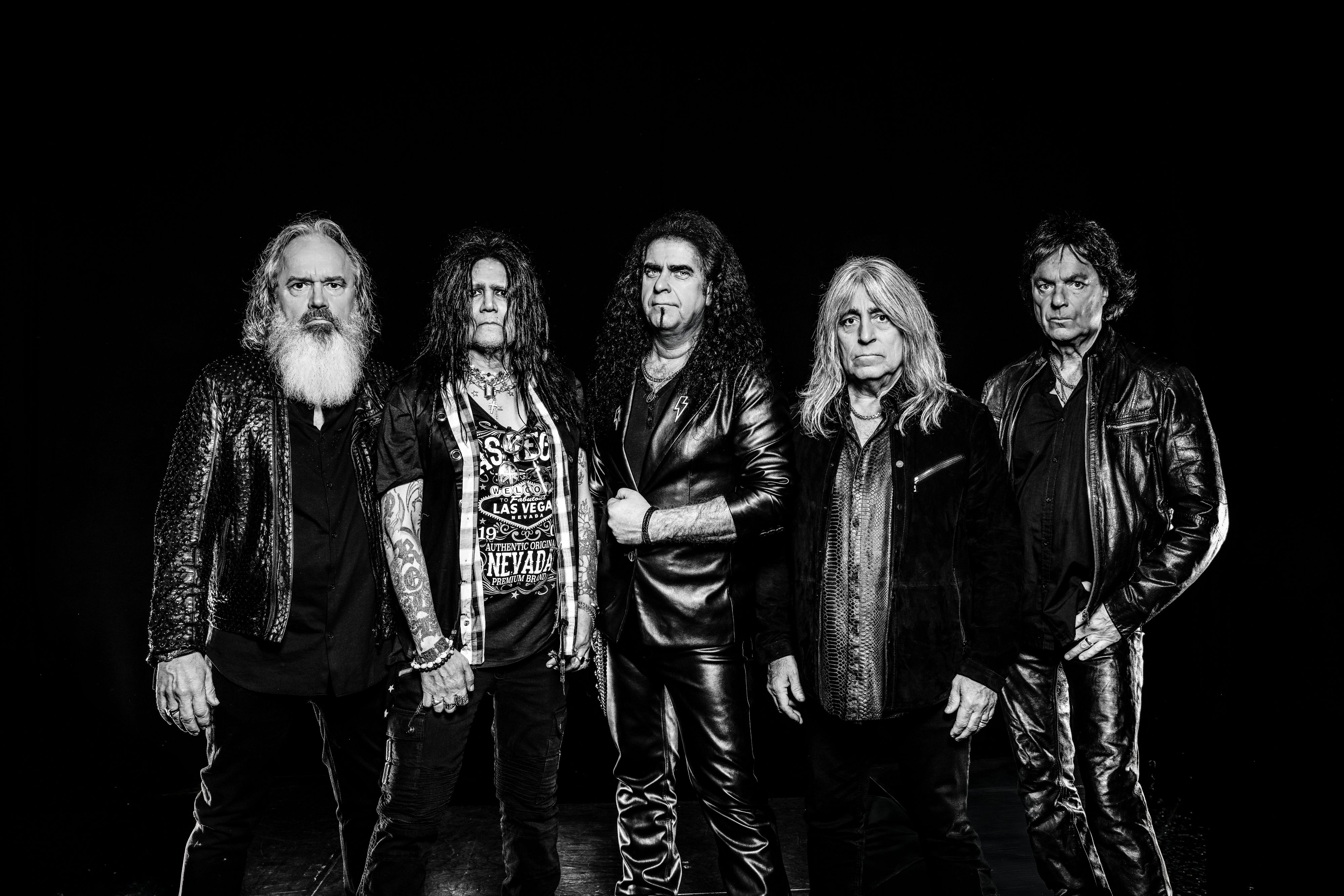 Heute.at - Diese Heavy-Metal-Supergroup pfeift auf Trends