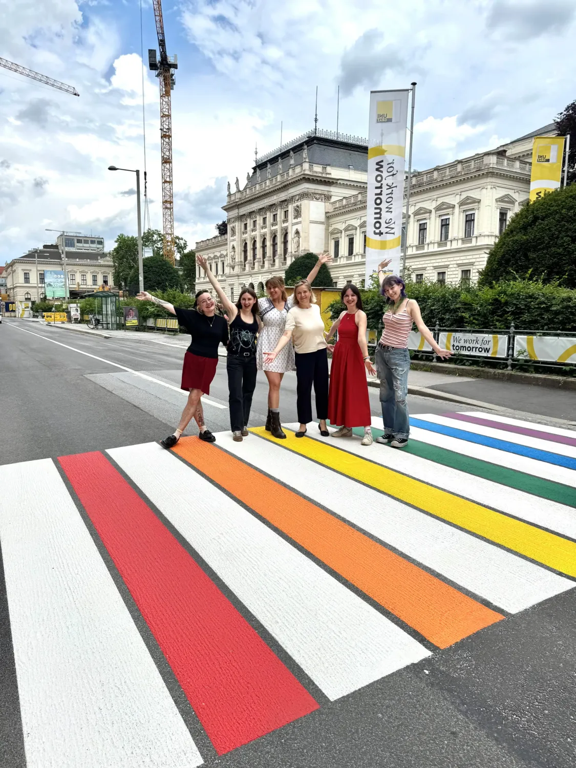 Graz bekommt drei neue Regenbogen-Zebrastreifen