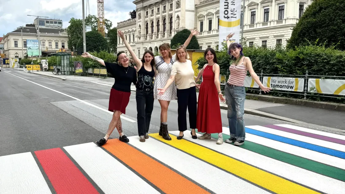 Graz bekommt drei neue Regenbogen-Zebrastreifen
