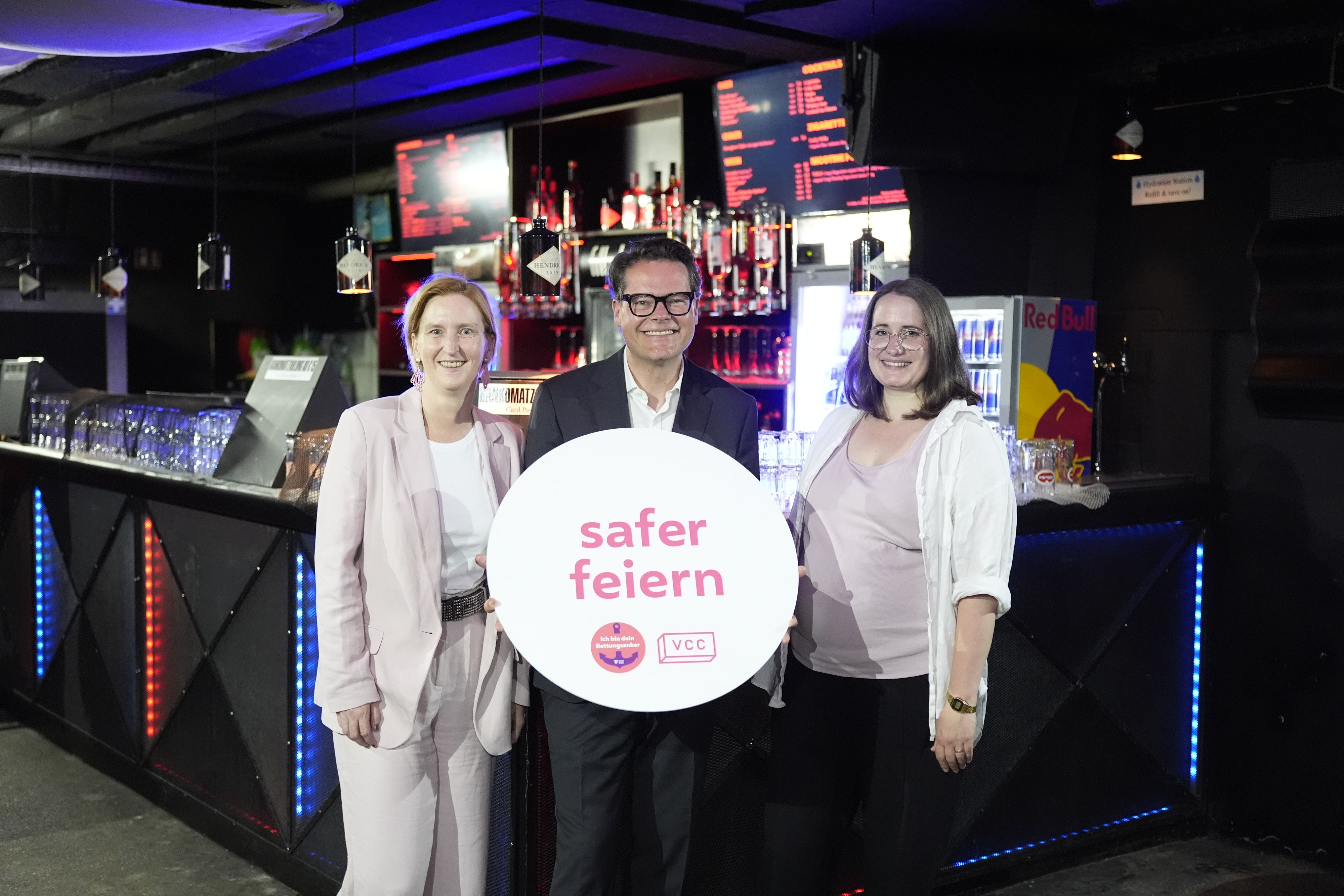 Frauenstadträtin Elke Hanel-Torsch, Stadtrat Jürgen Czernohorszky und Gemeinderätin Marina Hanke (v.l.) im LOFT.