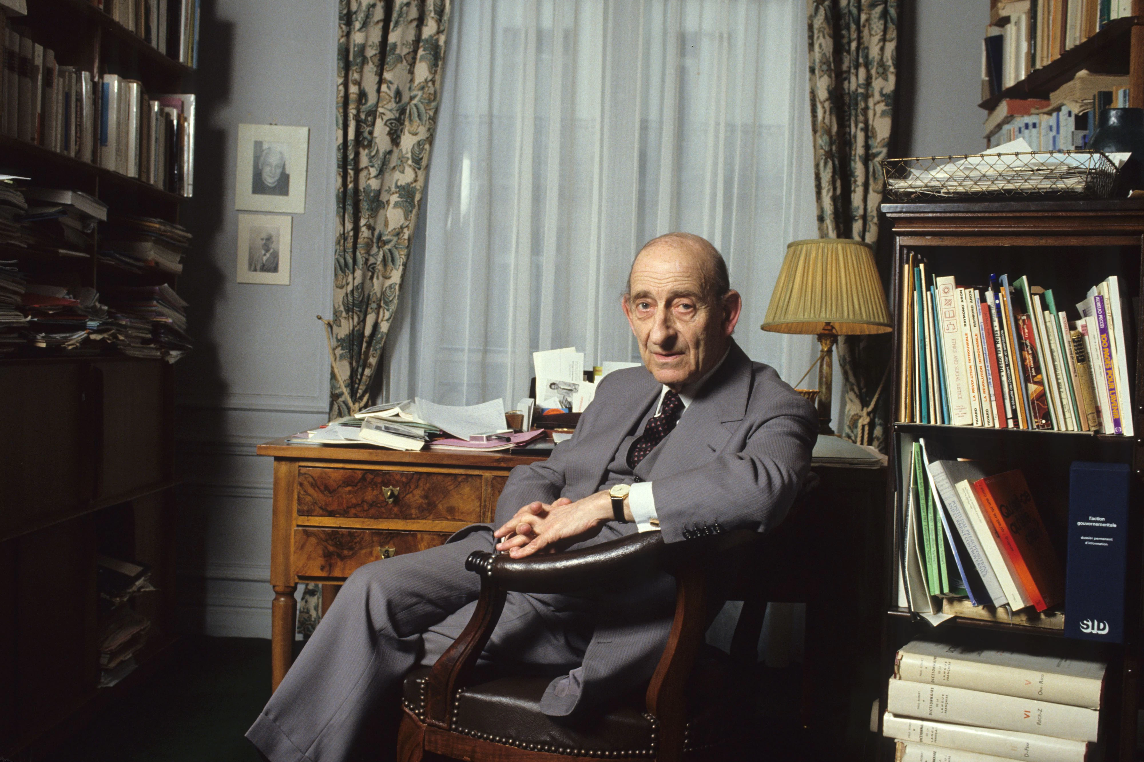 Eine alternde Gesellschaft werde "vom Geist der Abdankung heimgesucht", so der französische Philosoph Raymond Aron (1905-1983)