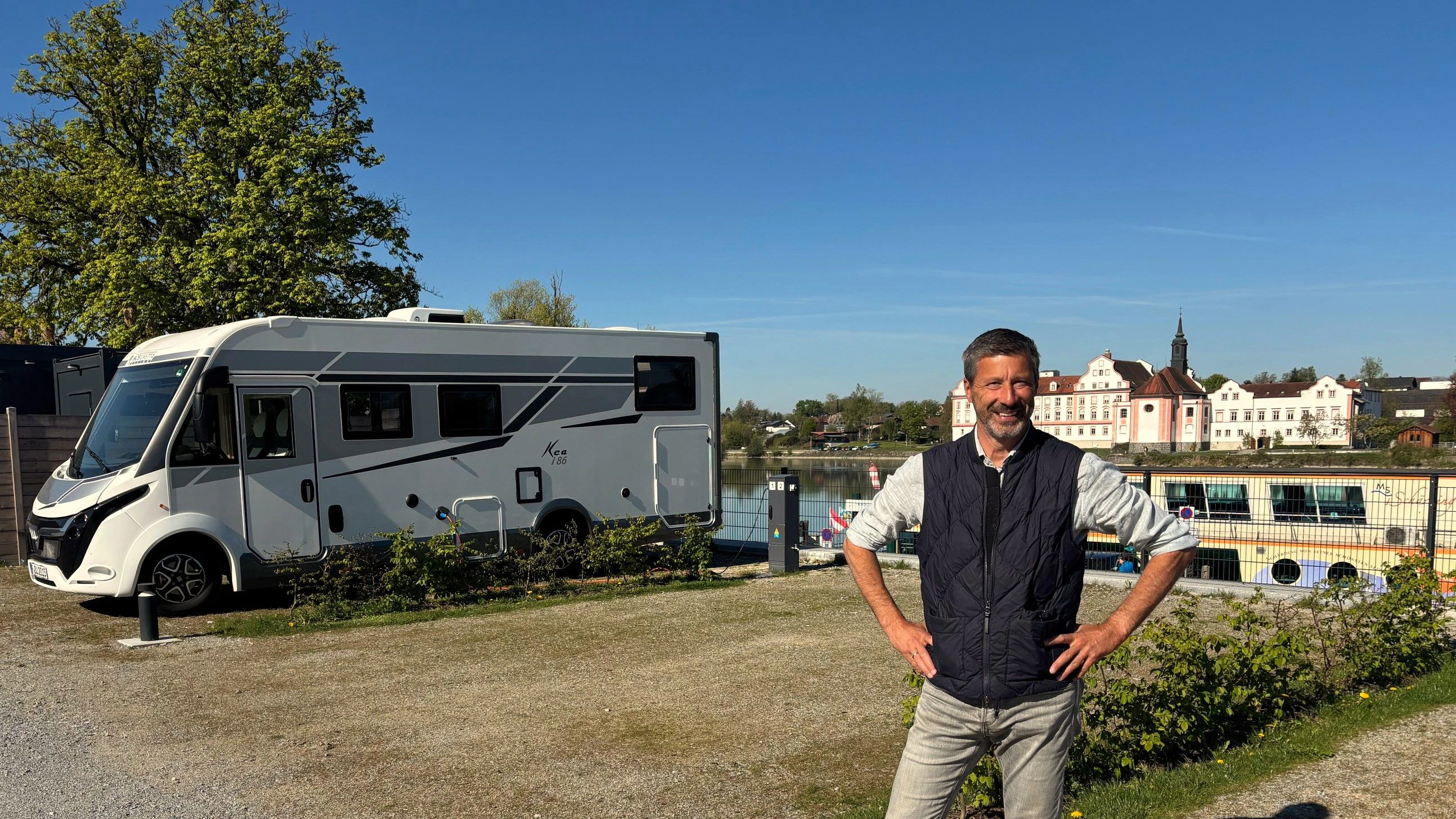 Da kommt der Baumgartner Konzernchef Gerhard Altendorfer richtig ins Schwärmen: An seinem neuesten Standbein, dem Campingplatz am Inn.