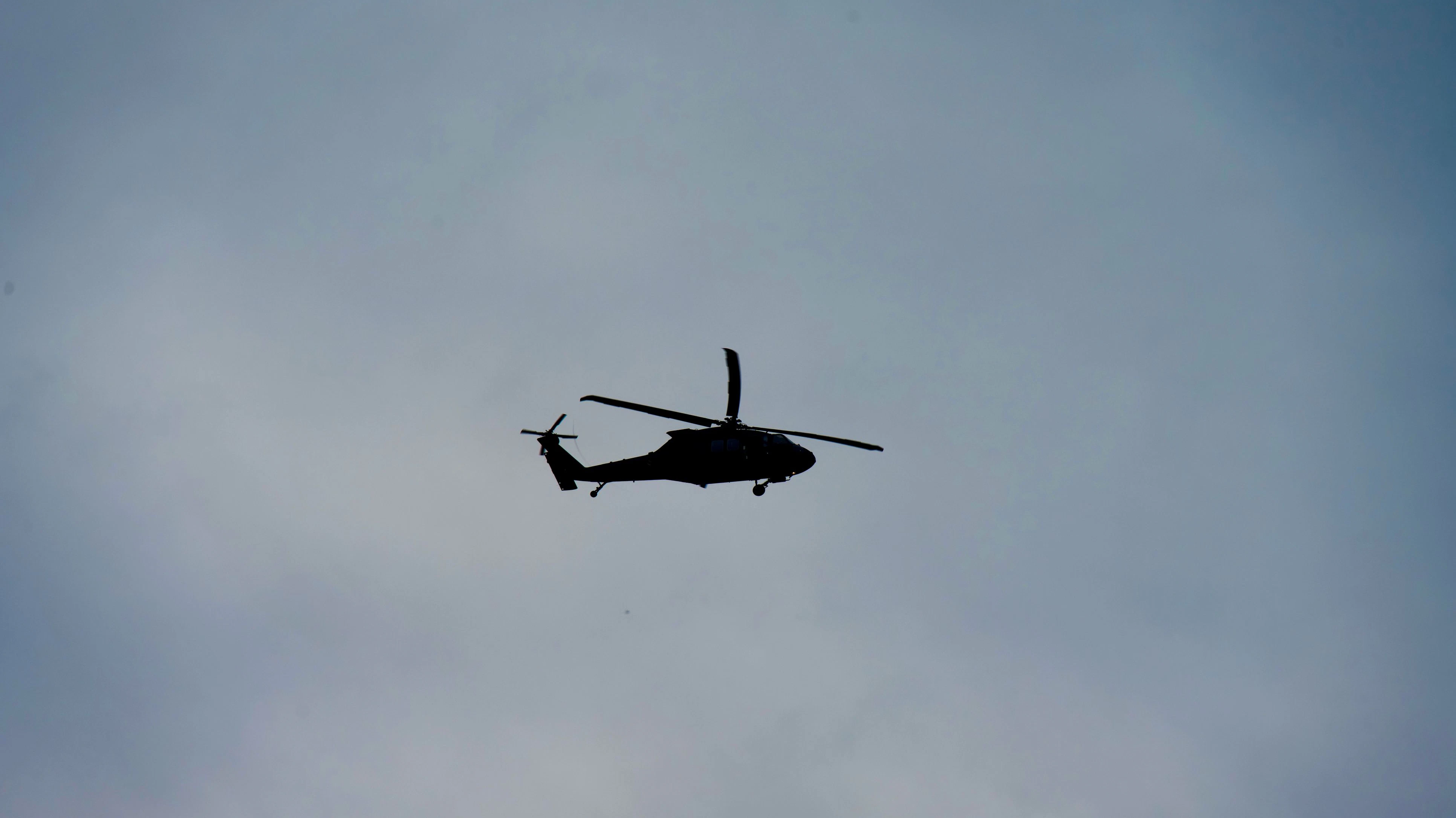 Heute.at - Militärhubschrauber sorgt für Aufsehen über Graz