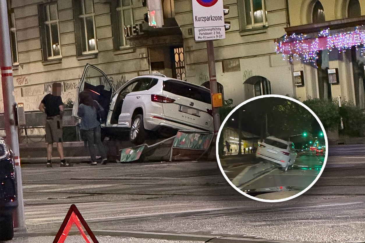 Der weiße Seat landete auf einem Fahrbahnteiler aus Beton.