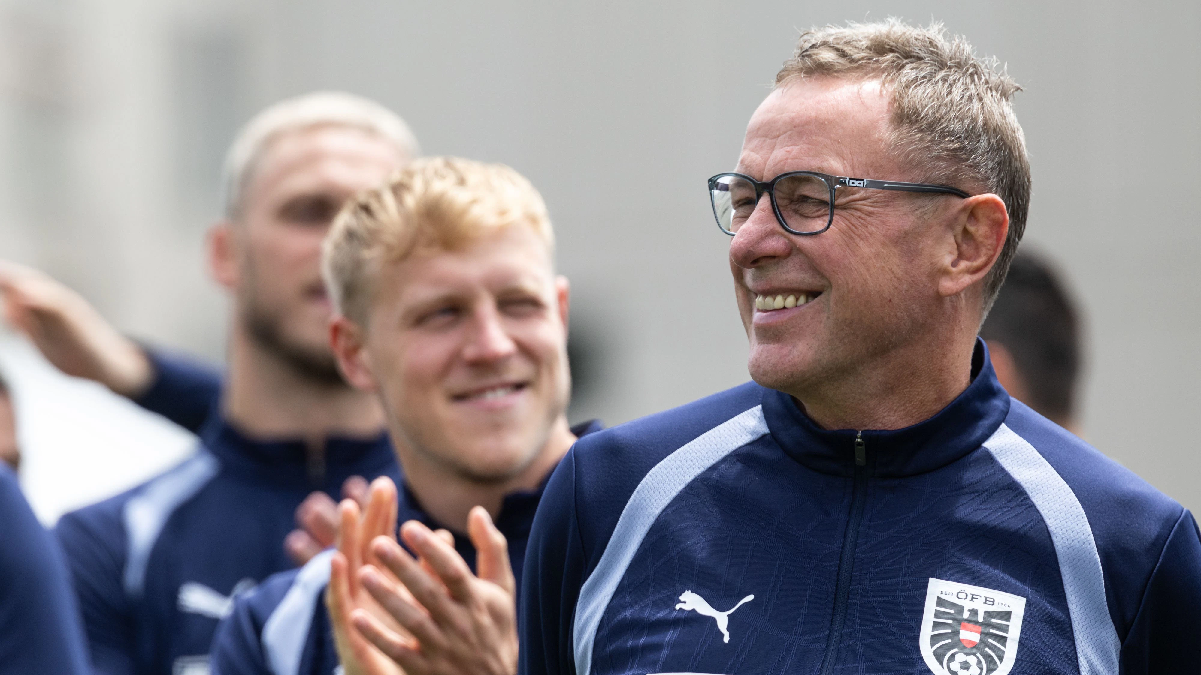 SANTA BARBARA,CALIFORNIA,USA,05.JUN.26 - SOCCER - FIFA World Cup 2026, USA, Mexico, Canada, OEFB, Oesterreichischer Fussball-Bund, training. Image shows Xaver Schlager and head coach Ralf Rangnick (AUT). Photo: GEPA pictures/ Armin Rauthner