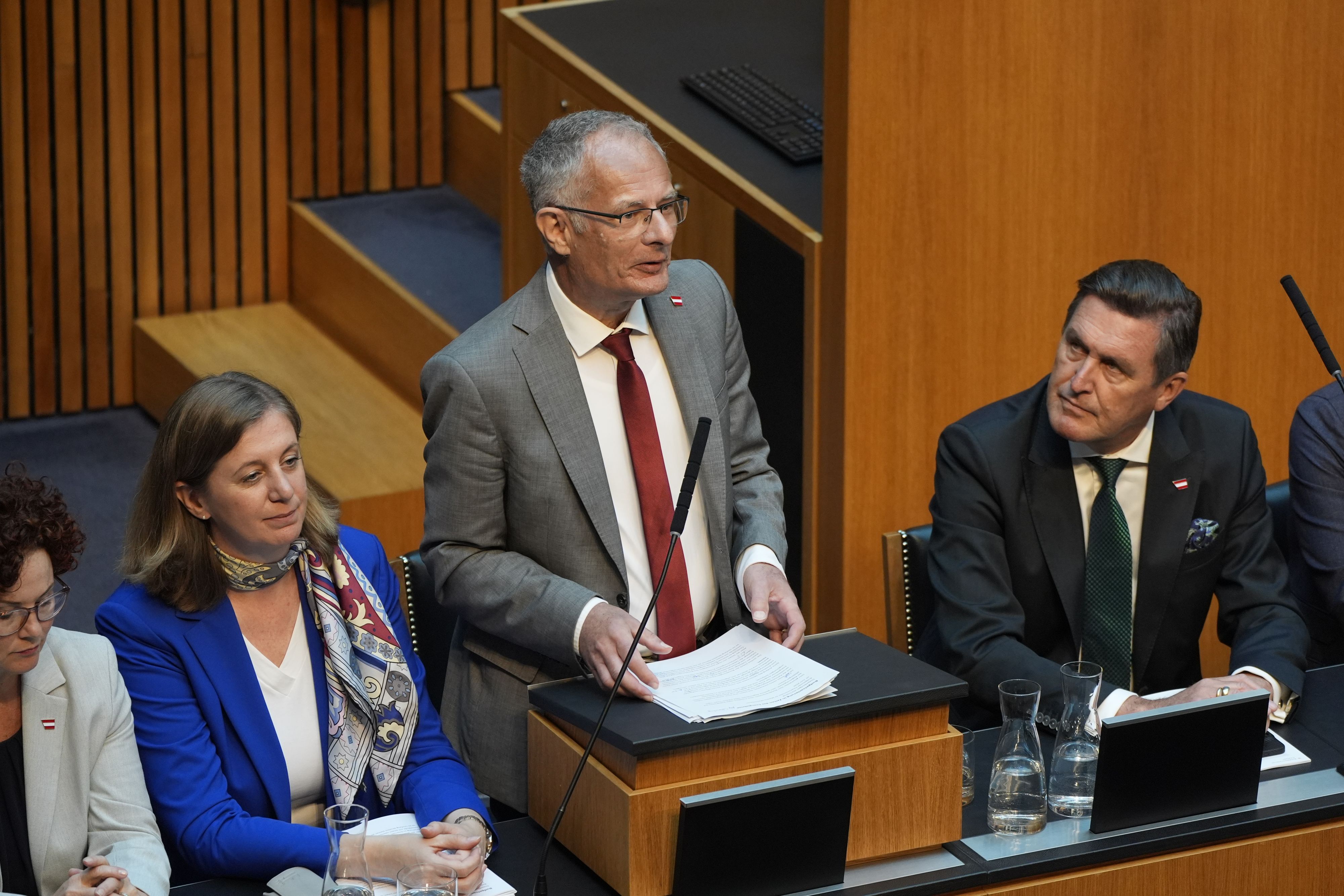 Finanzminister Markus Marterbauer (SPÖ) bei seiner Budget-Rede.