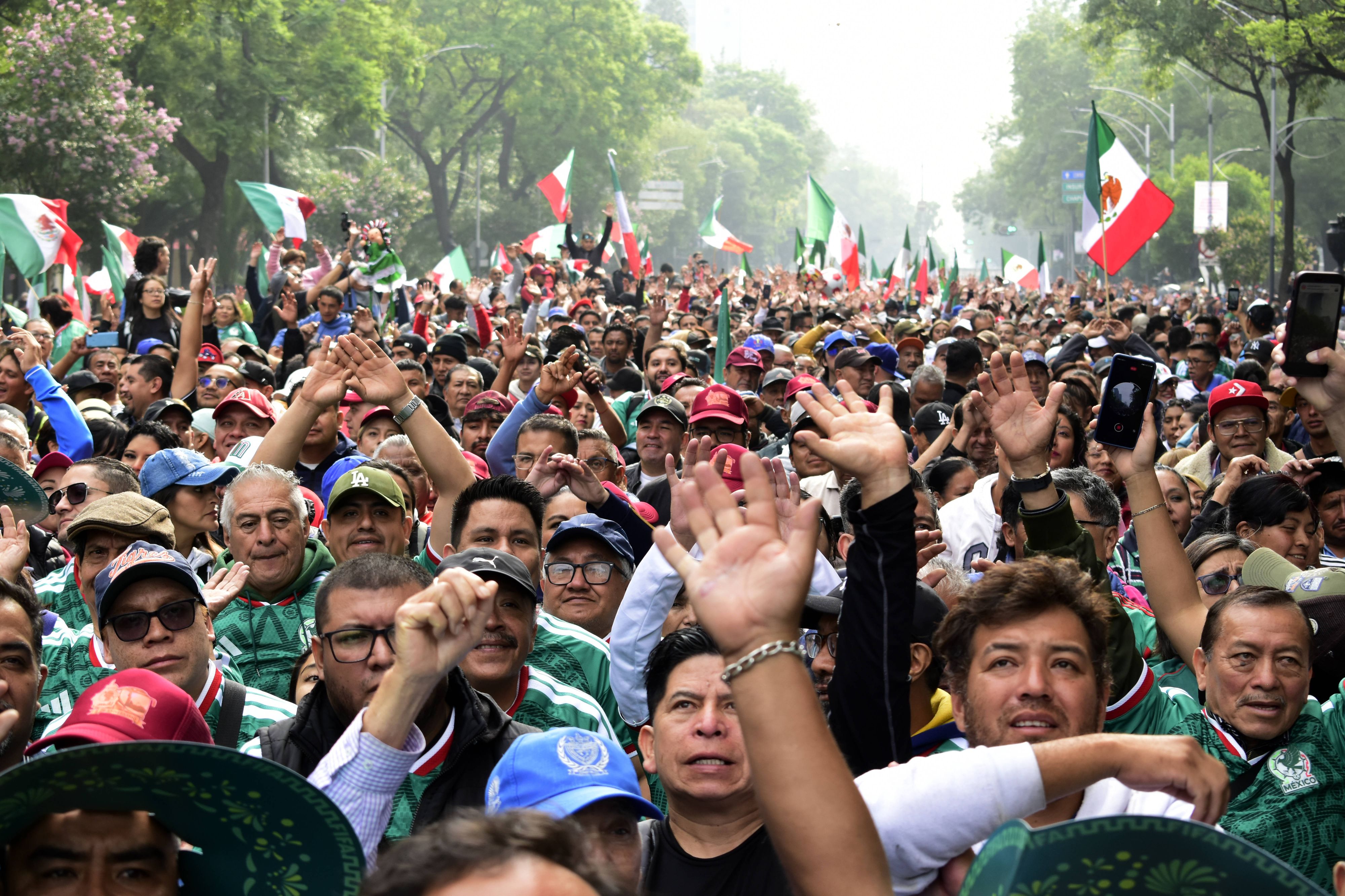 Heute.at - WM-Fieber in Mexiko! Schüler bekommen Schulfrei