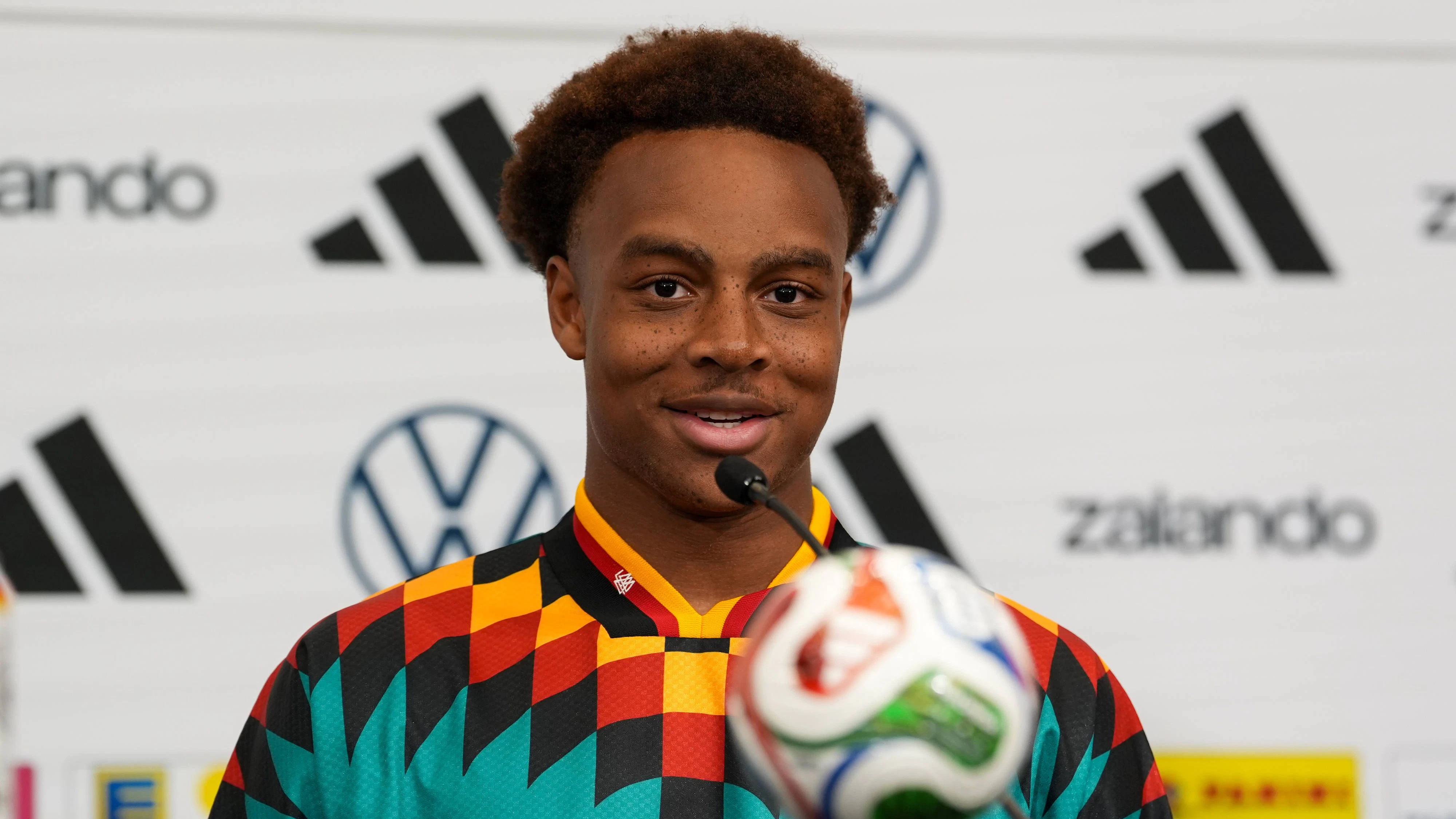 Assan Ouedraogo Deutschland, 25 nimmt an einer Pressekonferenz. USA, Deutsche Fussballnationalmannschaft, Pressekonferenz, Winston-Salem, 10.06.2026 USA, Deutsche Fussballnationalmannschaft, Pressekonferenz, Winston-Salem, 10.06.2026 Winston-Salem *** Assan Ouedraogo Germany, 25 attends a press conference USA, German national soccer team, press conference, Winston Salem, 10 06 2026 USA, German national soccer team, press conference, Winston Salem, 10 06 2026 Winston Salem Copyright: xEibner-Pressefoto/ScottxColemanx EP_SCN