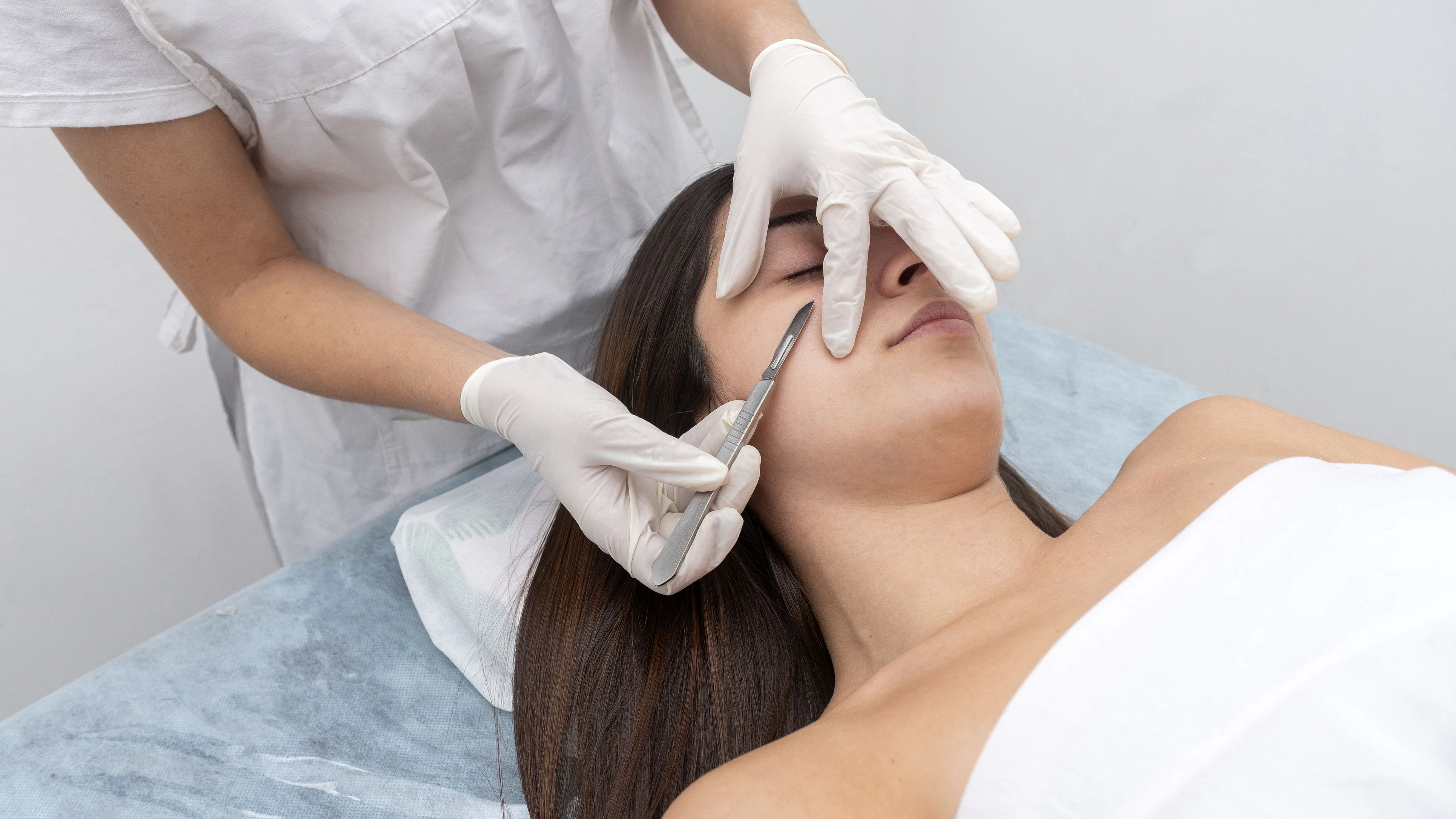 Dermaplaning...