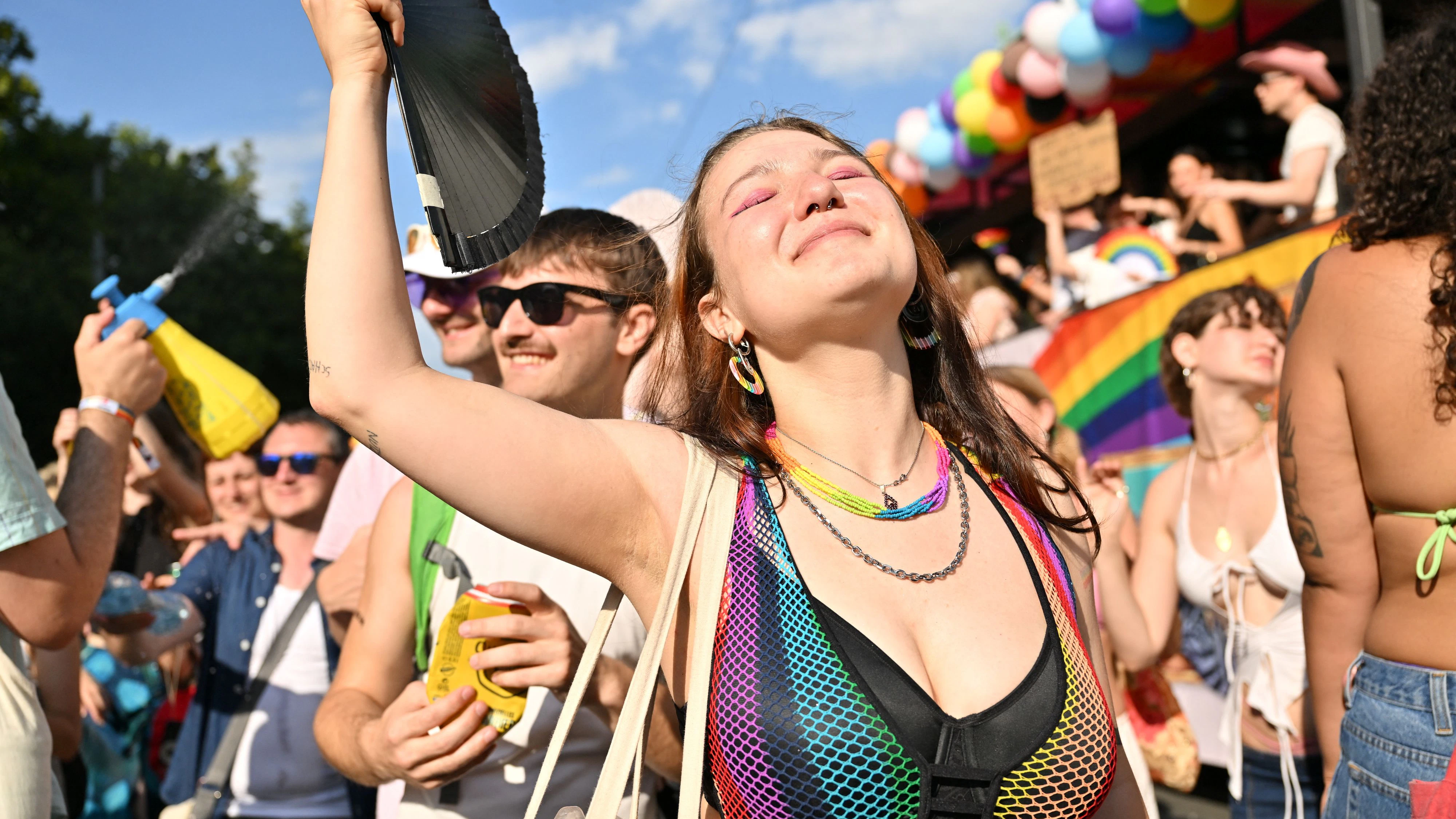 Regenbogen-Parade zieht am Samstag ab 12 Uhr über den Ring in Wien. 