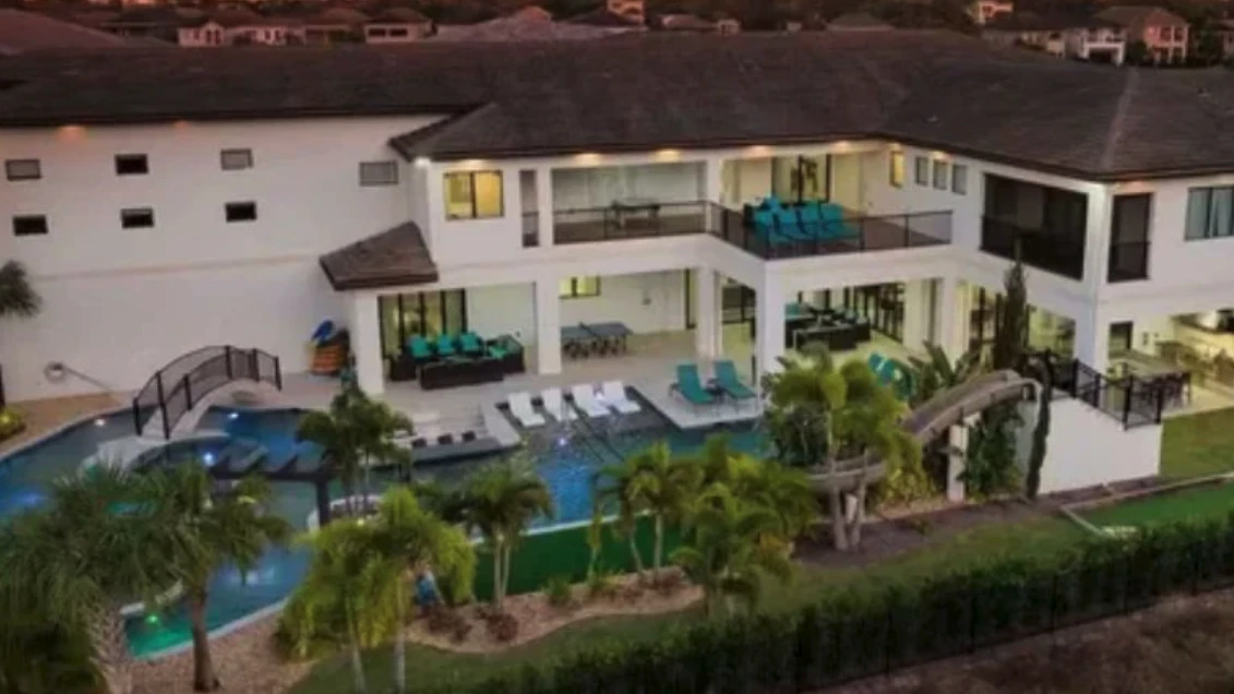Neymars Familie wird während der WM in einer 12,5-Millionen-Villa residieren. 