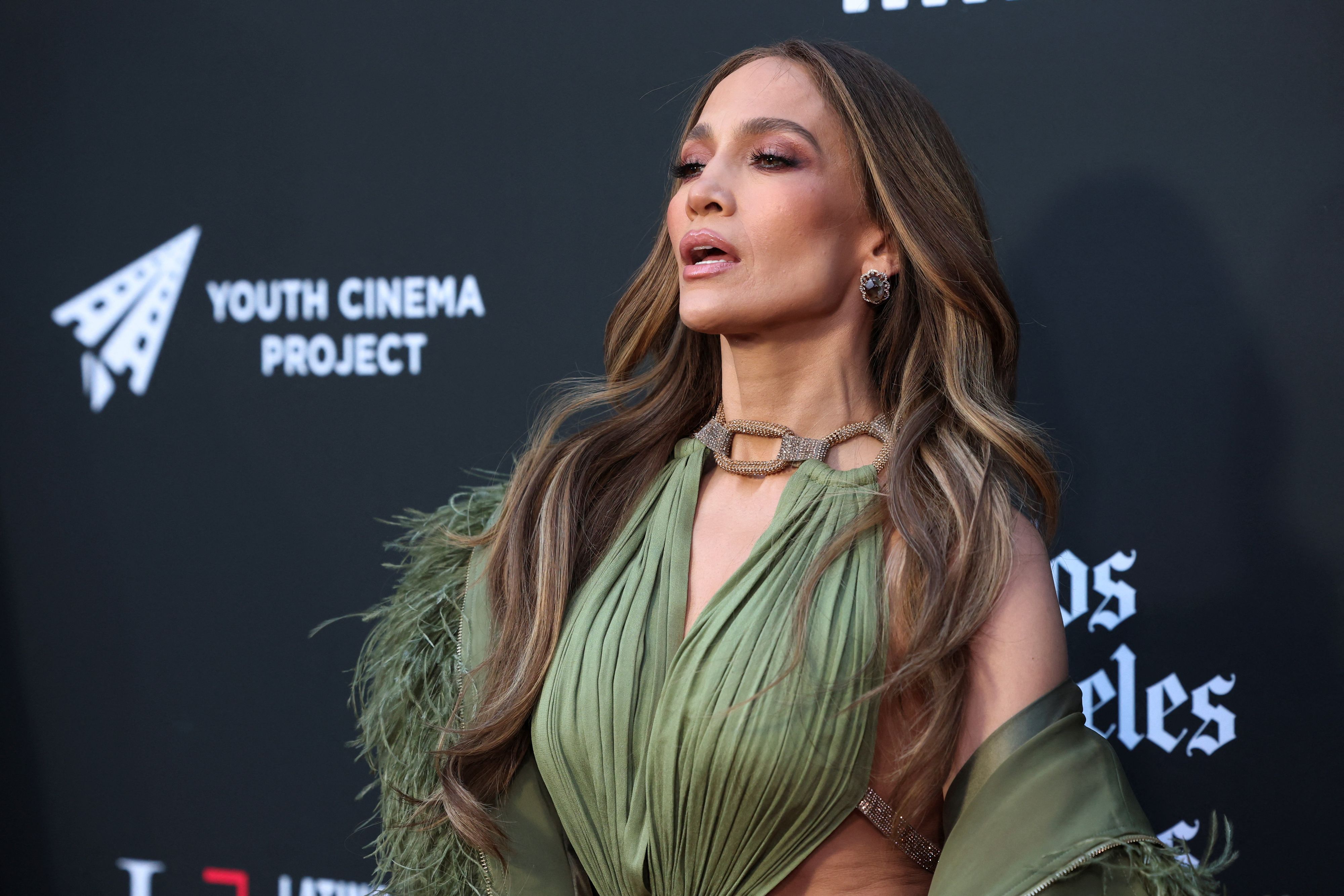Jennifer Lopez stand auf Stars wie Slater und Pitt.