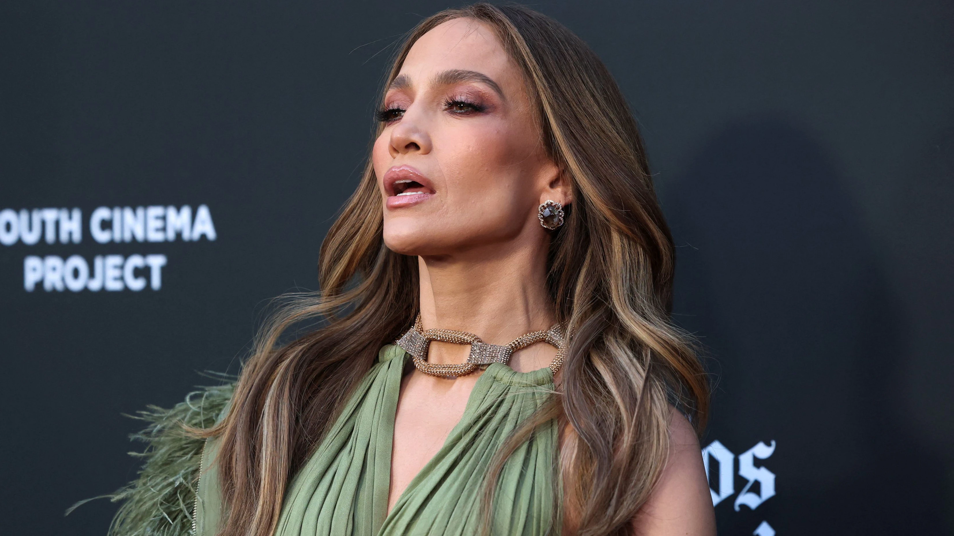 Jennifer Lopez stand auf Stars wie Slater und Pitt.