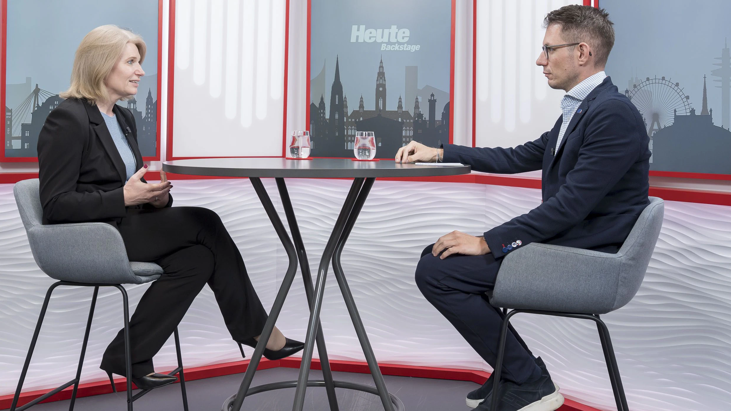 AUA-CEO Mann im Gespräch mit "Heute"-Chefredakteur Clemens Oistric