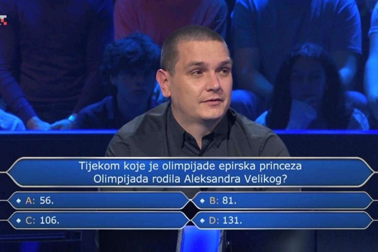 Branko gab bei Frage 13 auf.