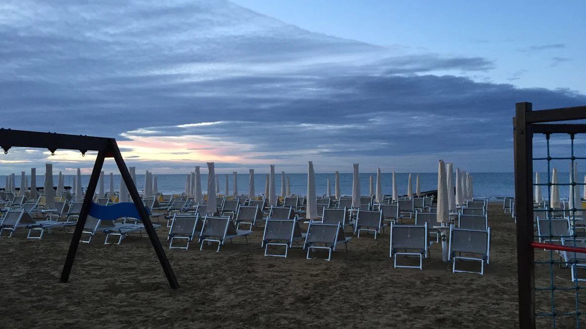 Sunrise of early summer over the sea