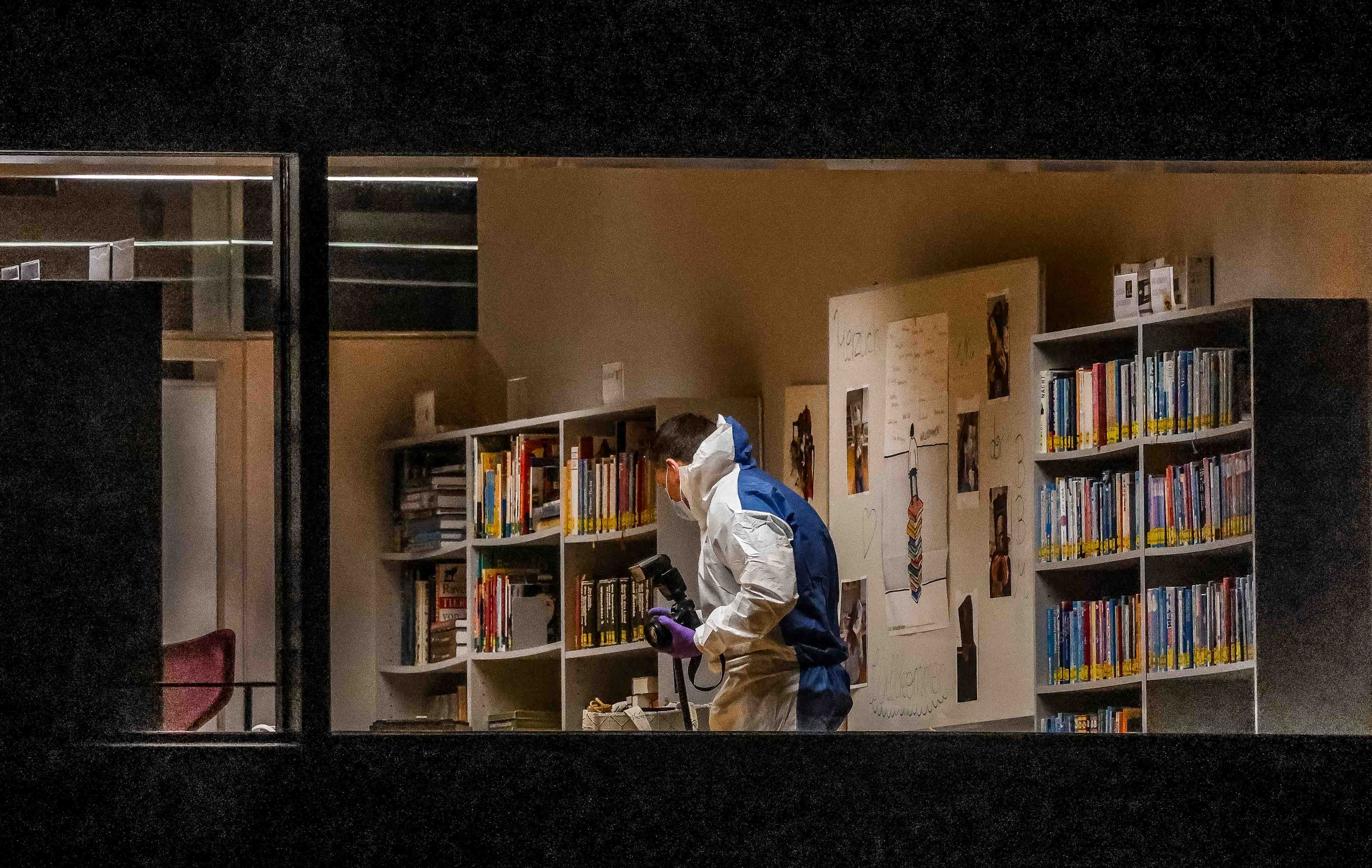 Eine Lehrerin (28) wurde an einer Mittelschule getötet.