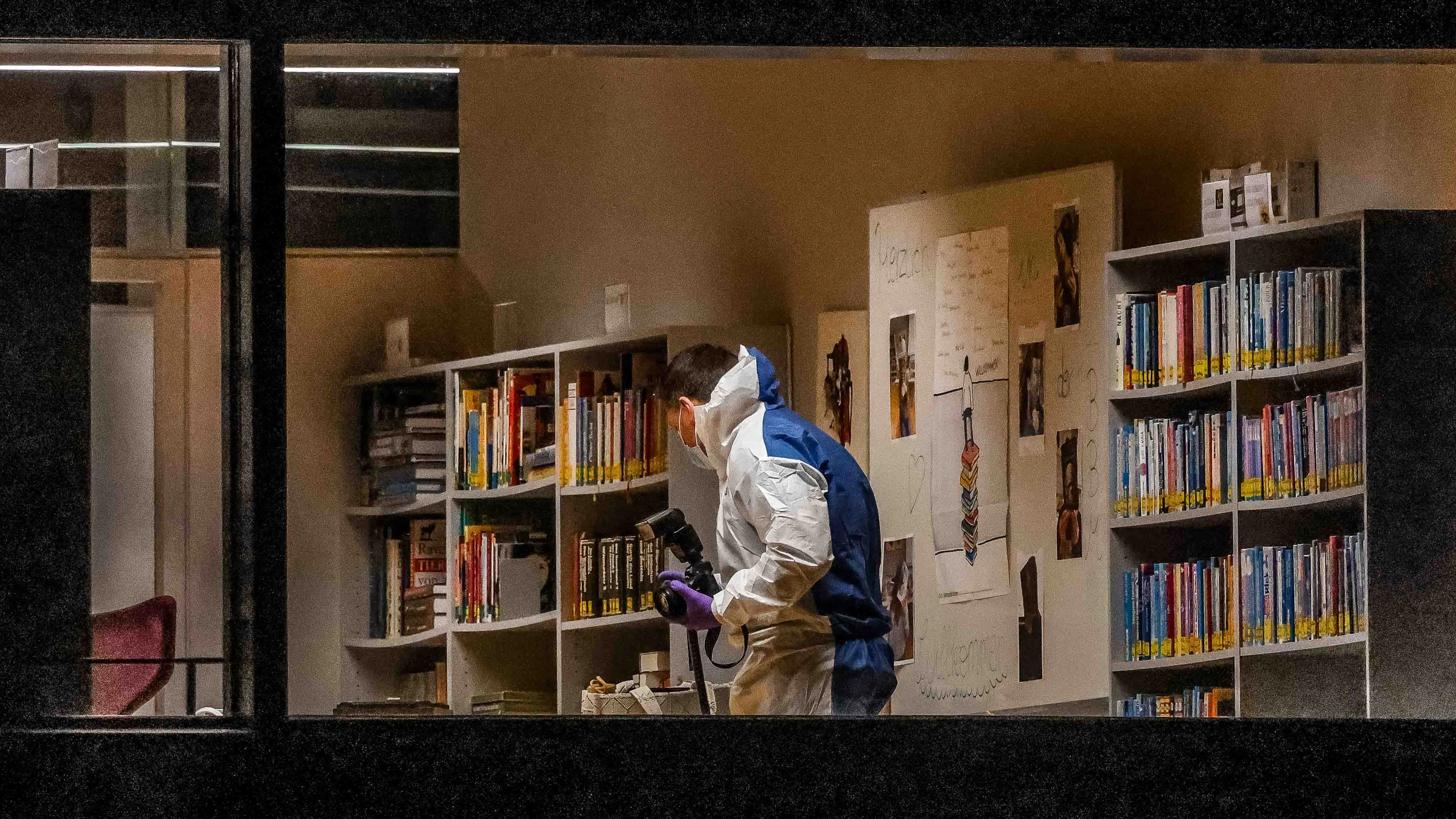 12.06.2026, Taufkirchen an der Pram, AUT, Unterwegs in Oberösterreich, FEMIZID IN SCHULE IN TAUFKIRCHEN AN DER PRAM, Mord und Selbstmord, im Bild Außenansicht, Schule, Taufkirchen, Ein 29-jähriger Lehrer soll am Freitag, 12. Juni 2026, seine Ex-Freundin in einer Schule in Taufkirchen an der Pram (Bezirk Schärding) getötet haben. Die Leiche der Frau wurde in der Schulbibliothek gefunden, der mutmaßliche Täter verübte Suizid., Pressefoto Scharinger © 2026, PhotoCredit D. Scharinger