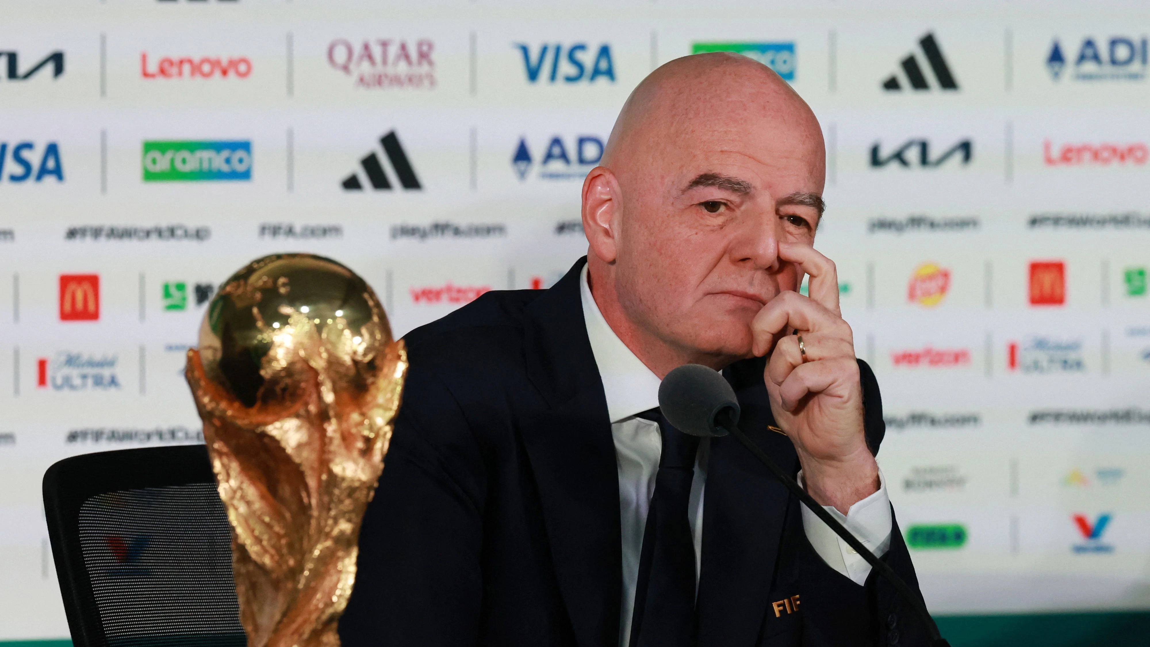 Heute.at - 96 von 211 Länder dagegen – Infantino droht WM-Fiasko