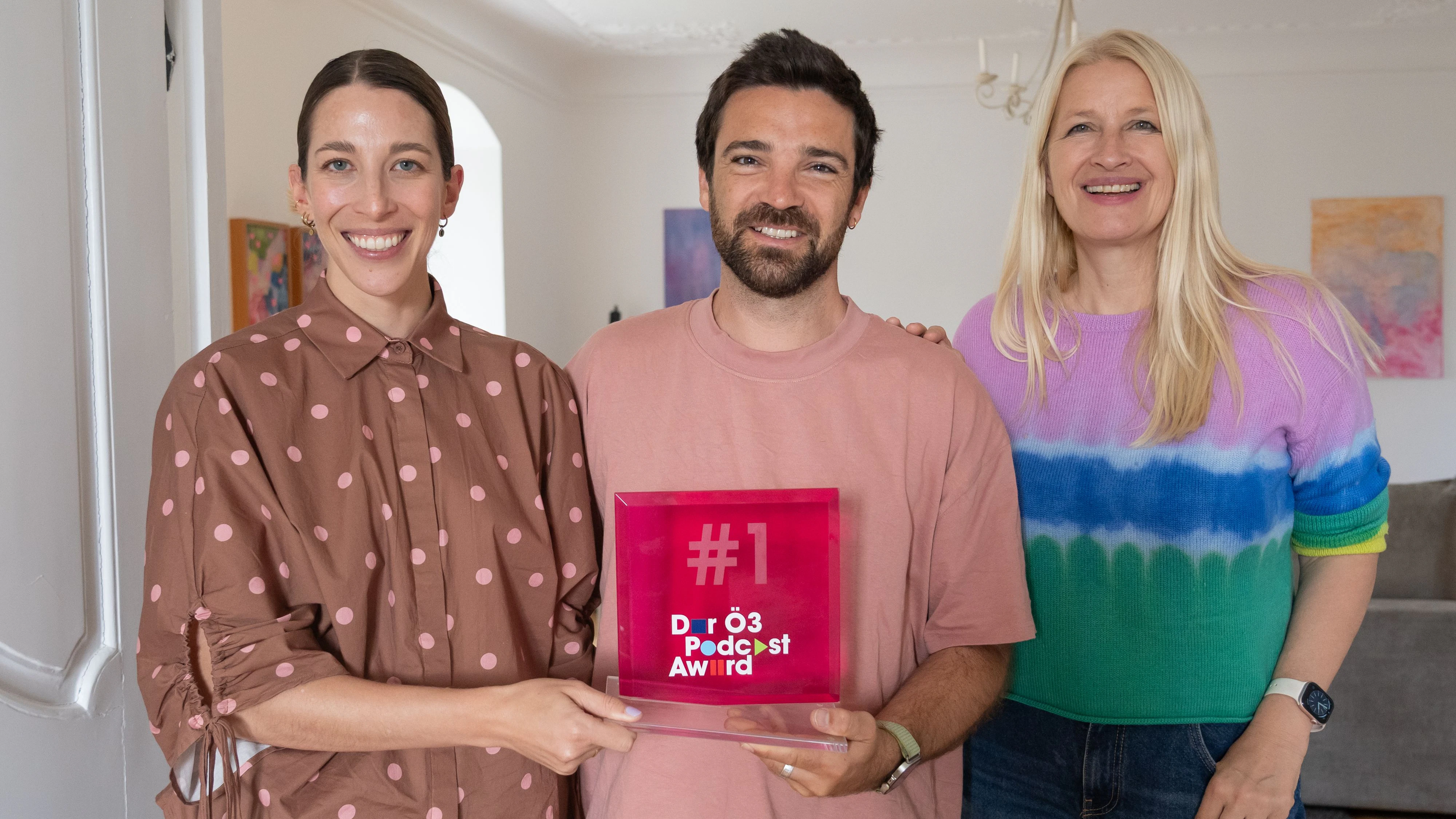 Claudia Stöckl mit Sarah und Stefan Ager 