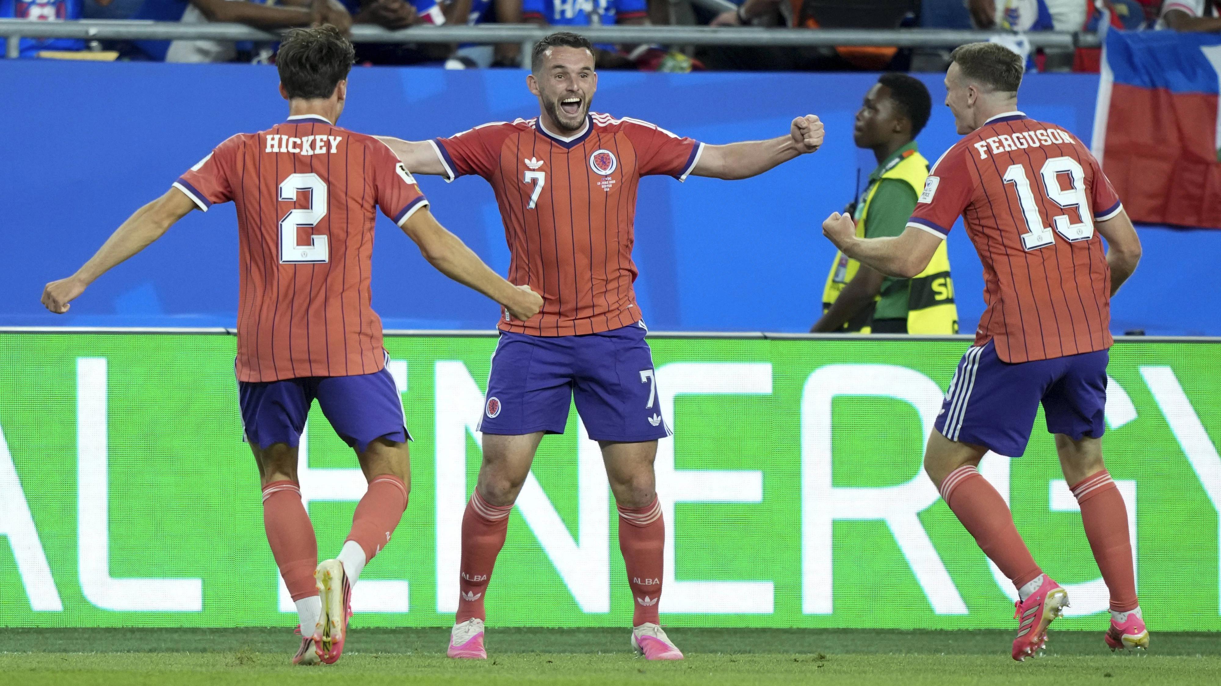 John McGinn erzielte den Siegtreffer. 