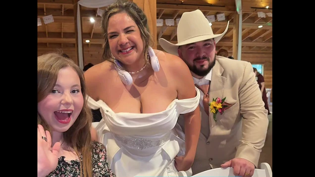 Influencerin Hannah Rose versuchte sich als "Wedding Crasher" bei notaweddingcrasher.com 