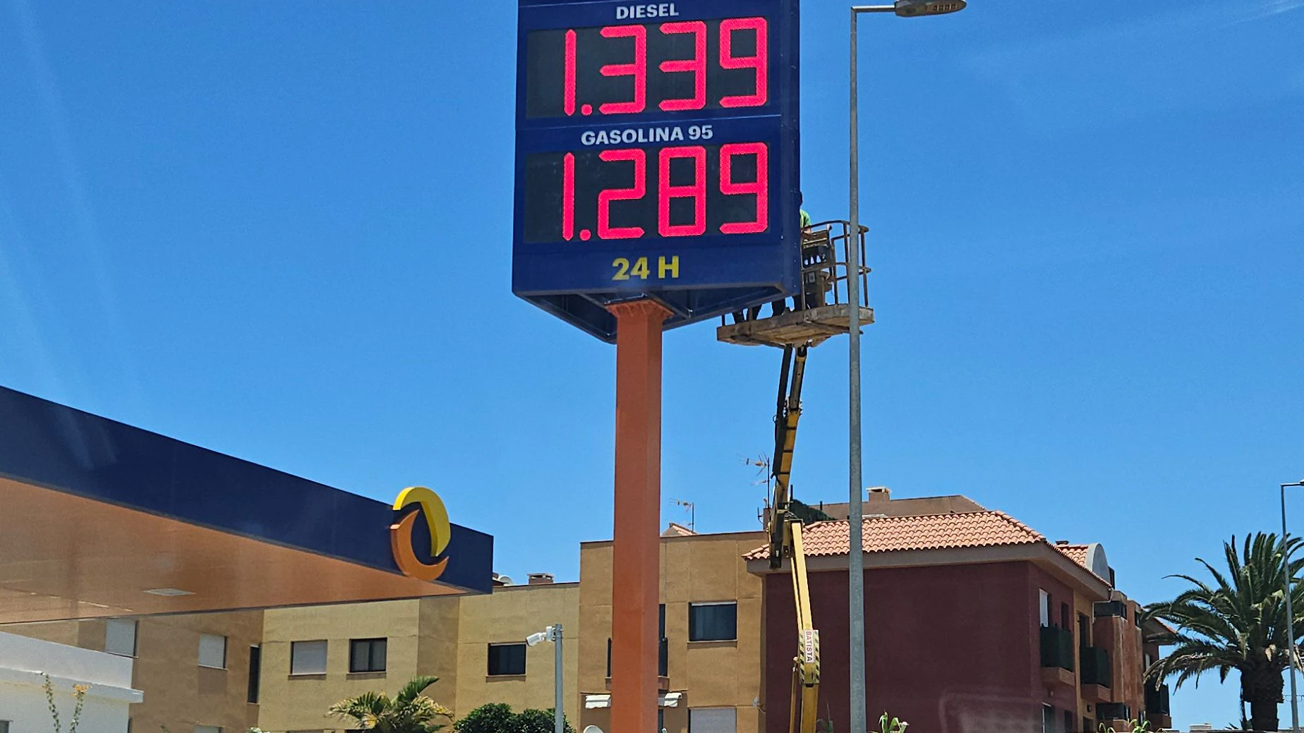 Heute.at - 1,339 Euro! Diesel auf Urlaubs-Hotspot 46 Cent billiger