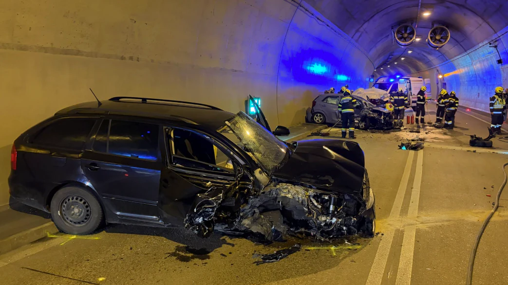 Heute.at - Sieben oder acht Bier: Lenker rammte Auto in Tunnel