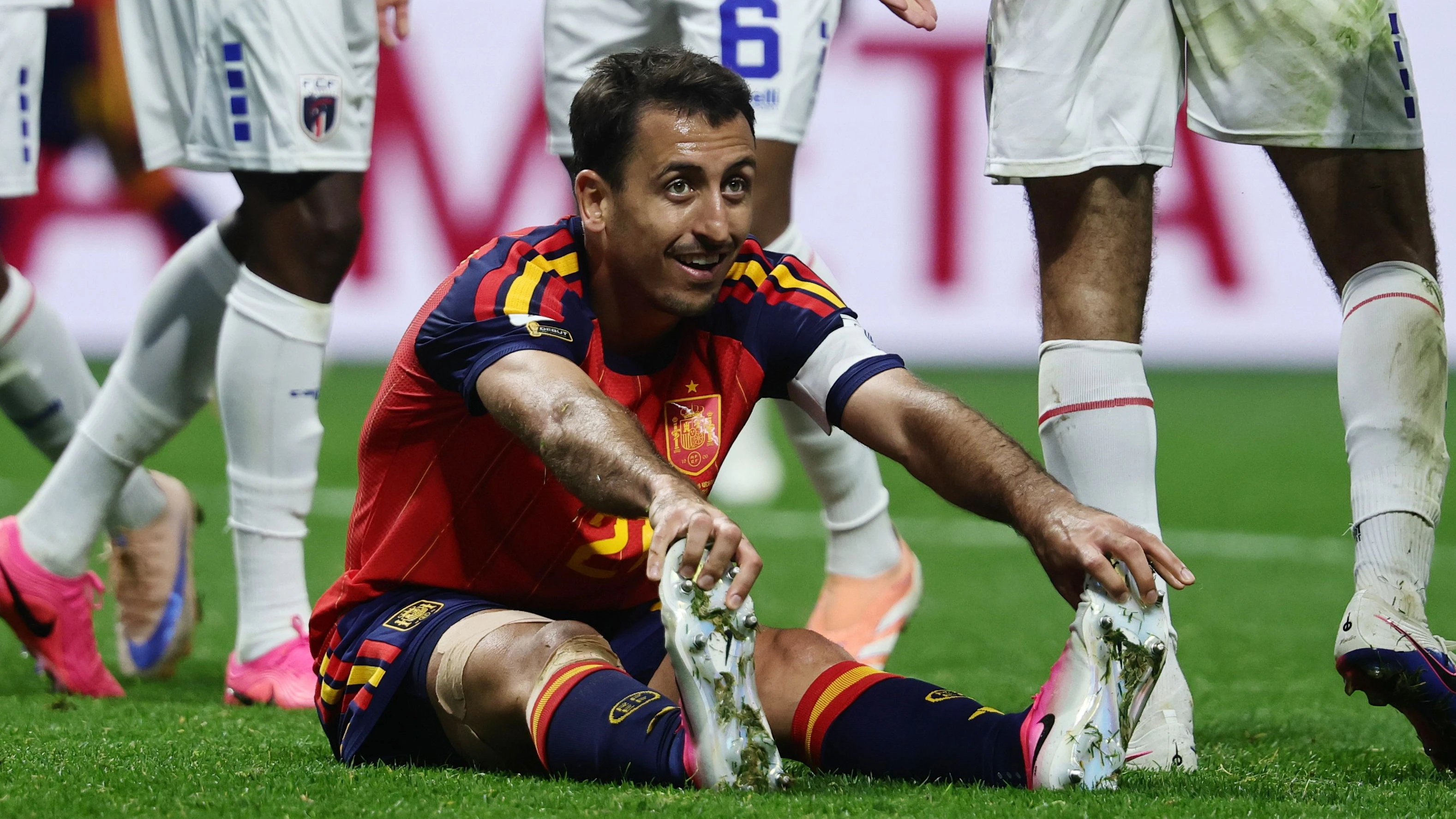 Heute.at - WM-Rekord aus der Hölle! Spanien-Star sah keinen Ball