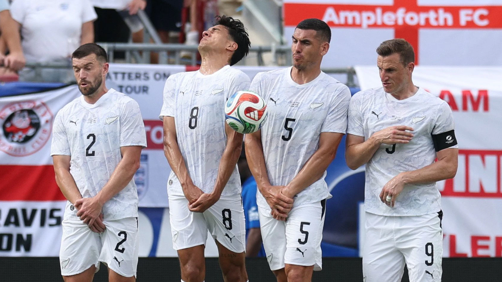 Neuseeland will sich gegen den Iran im Auftaktspiel behaupten.