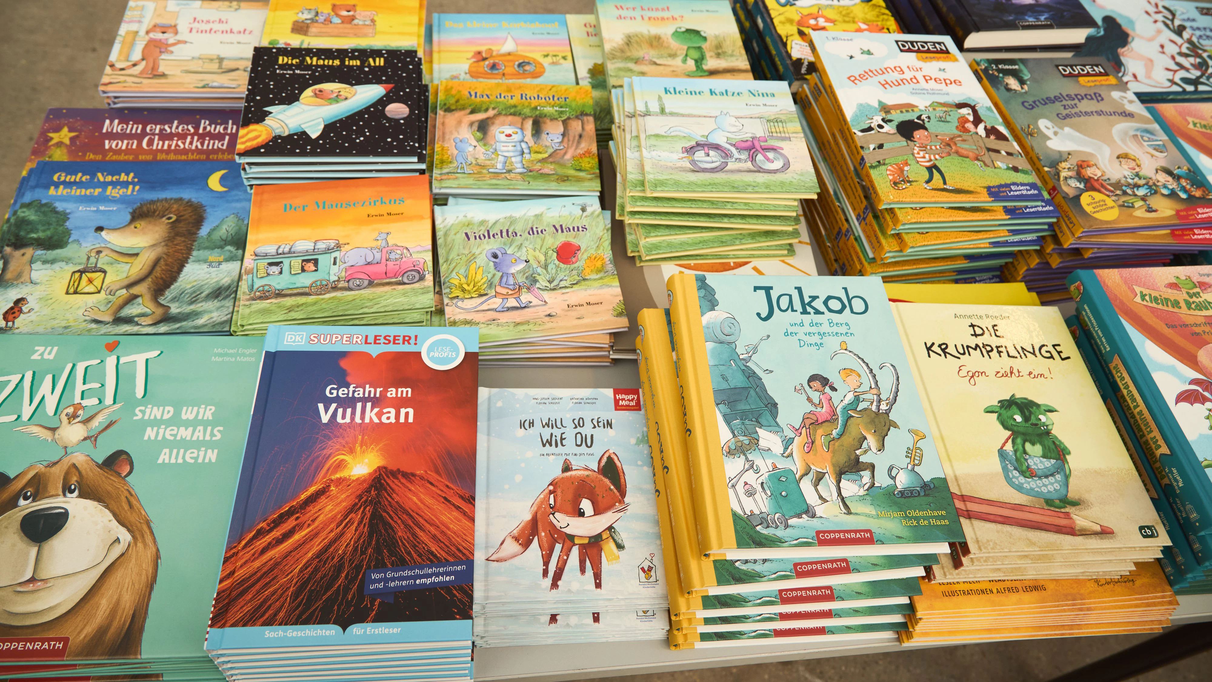 Für jedes Kind zwischen 5 und 14 Jahren gibt es ein Gratis-Buch zum Mitnehmen.
