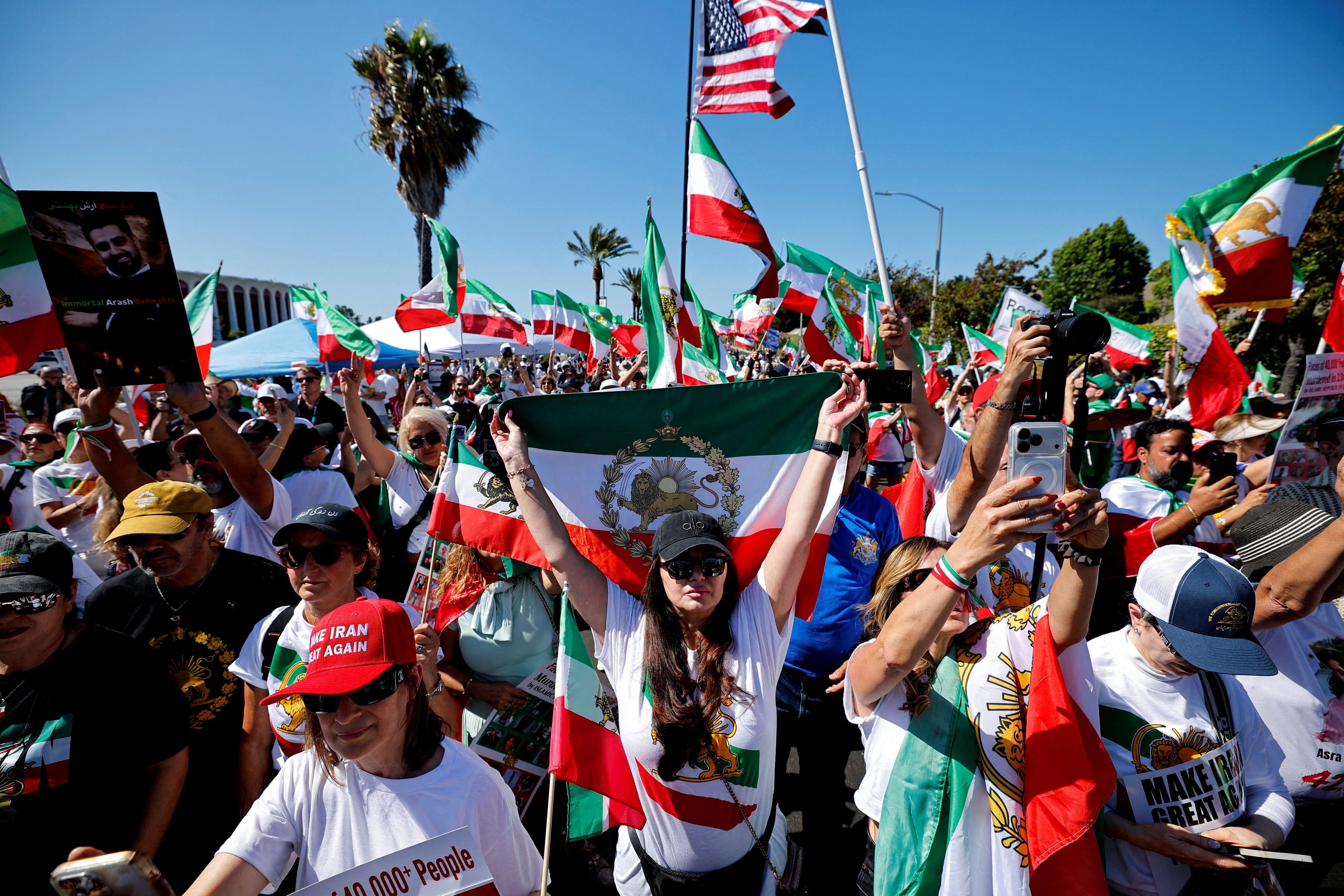 Proteste vor dem Stadion in LA.