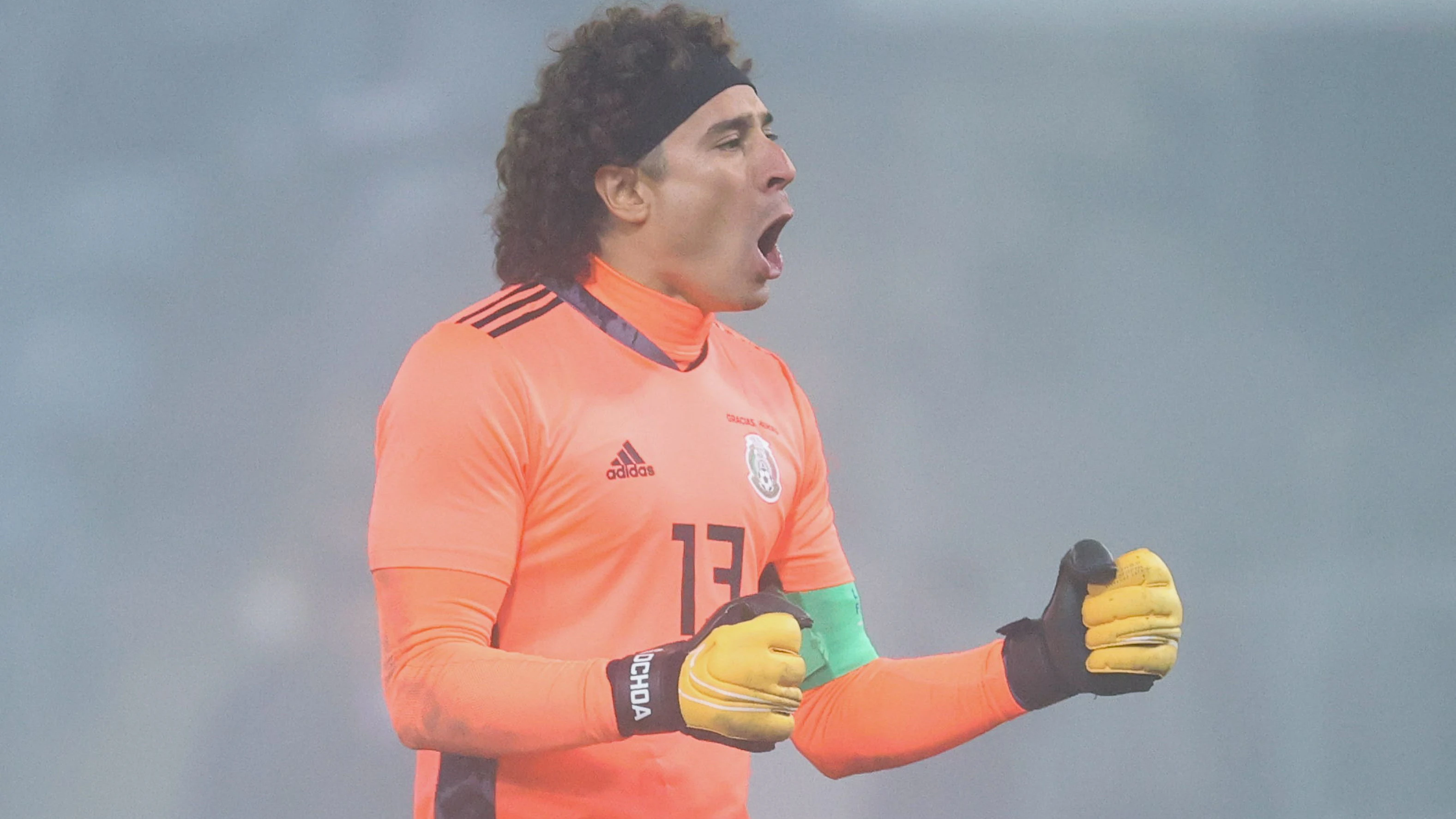 GRAZ,AUSTRIA,17.NOV.20 - SOCCER - international match, Japan vs Mexico, test match. Image shows the rejoicing of Guillermo Ochoa (MEX). Photo: GEPA pictures/ Christian Walgram