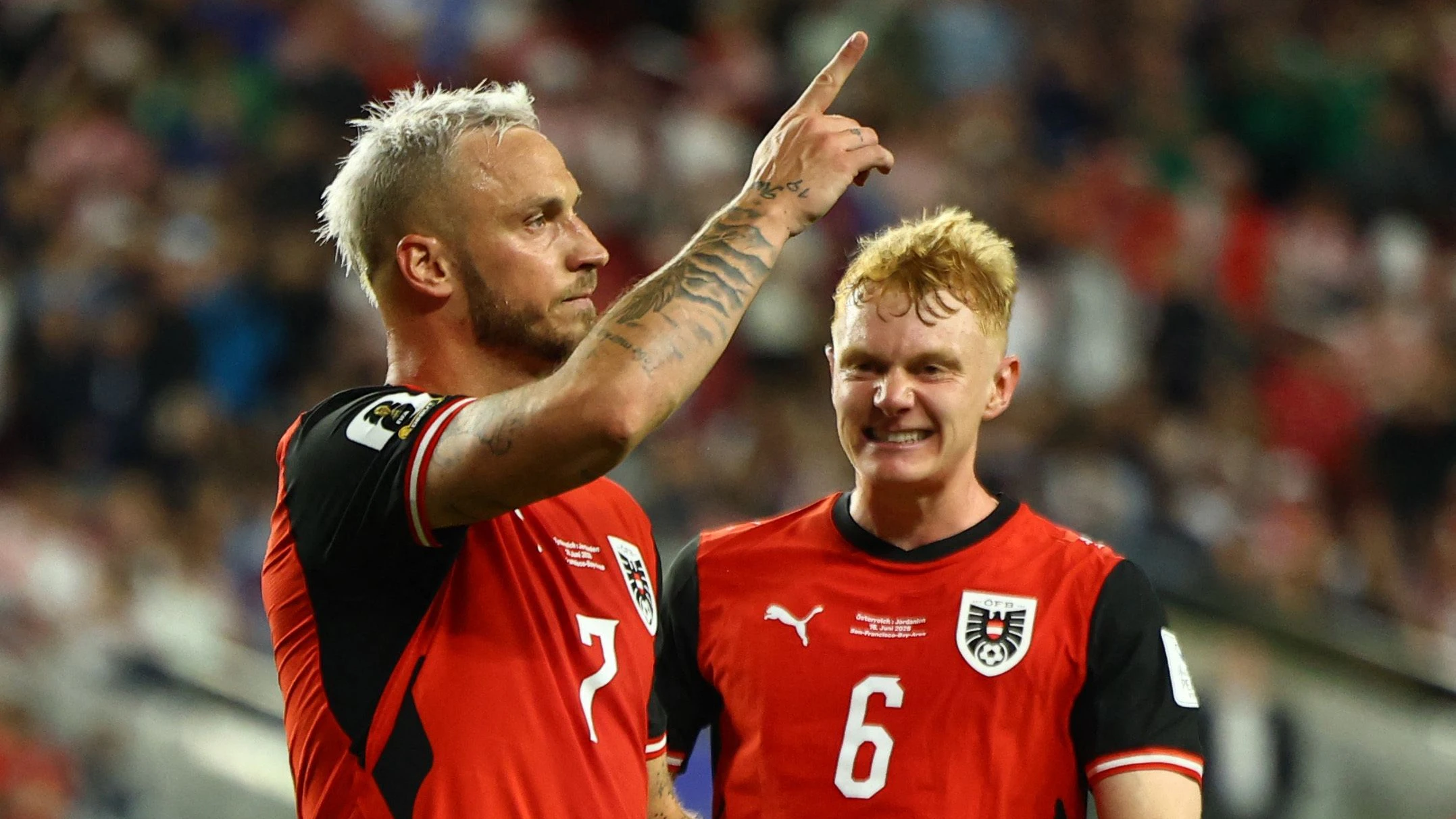 Österreichs Fußball-Star Marko Arnautovic jubelt gegen Jordanien. 