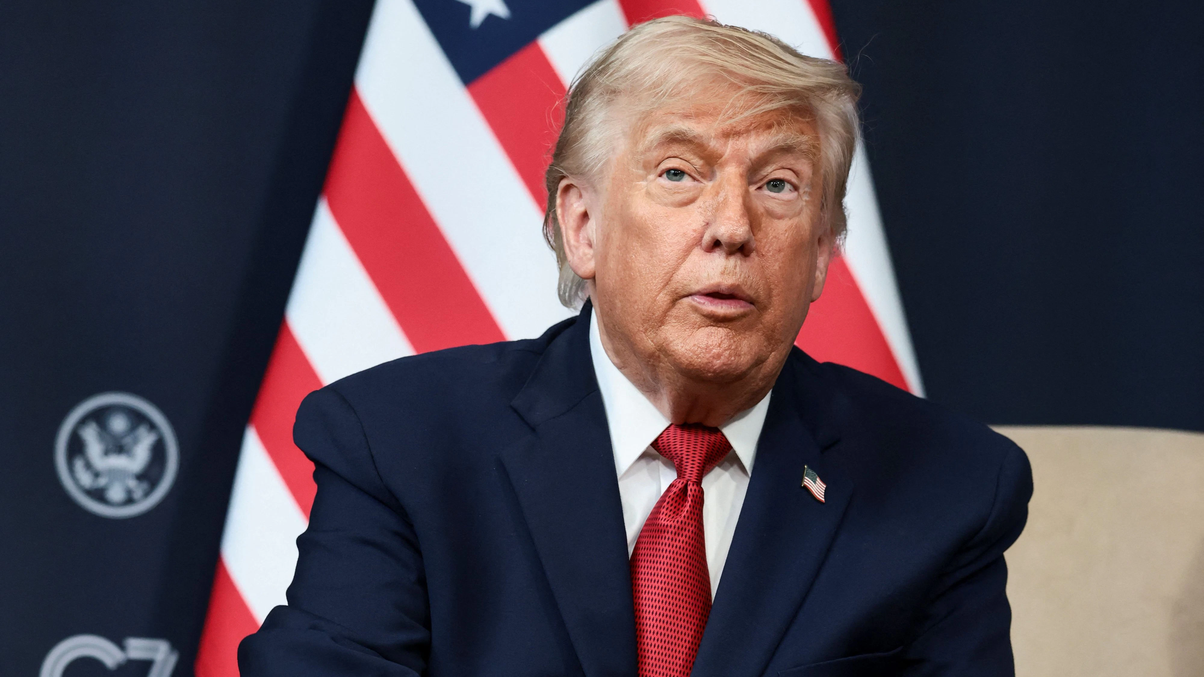 Donald Trump droht dem Iran mit Luftschlägen.
