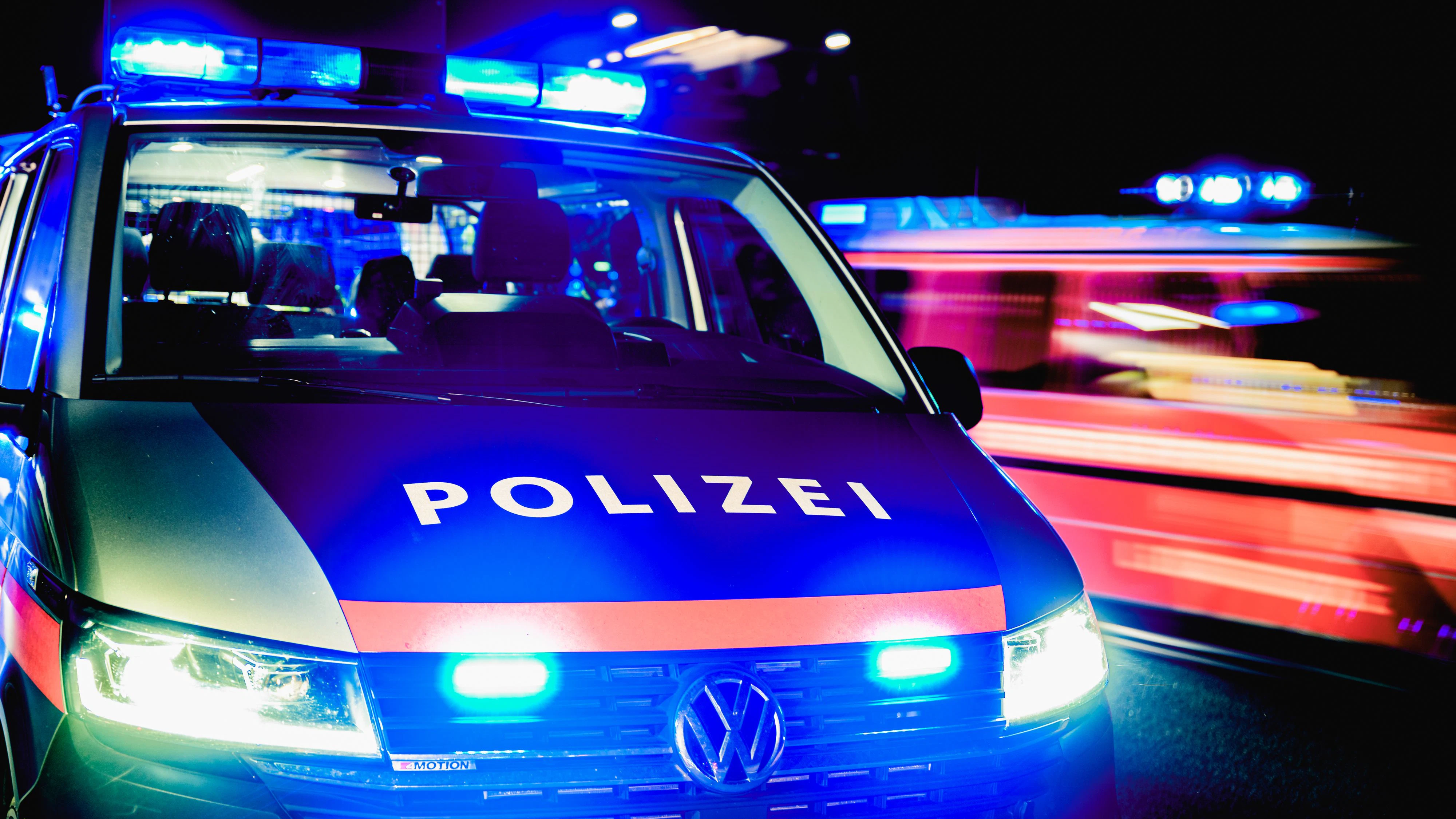 Die Polizei zog die beiden Pkw-Lenker sofort aus dem Verkehr.
