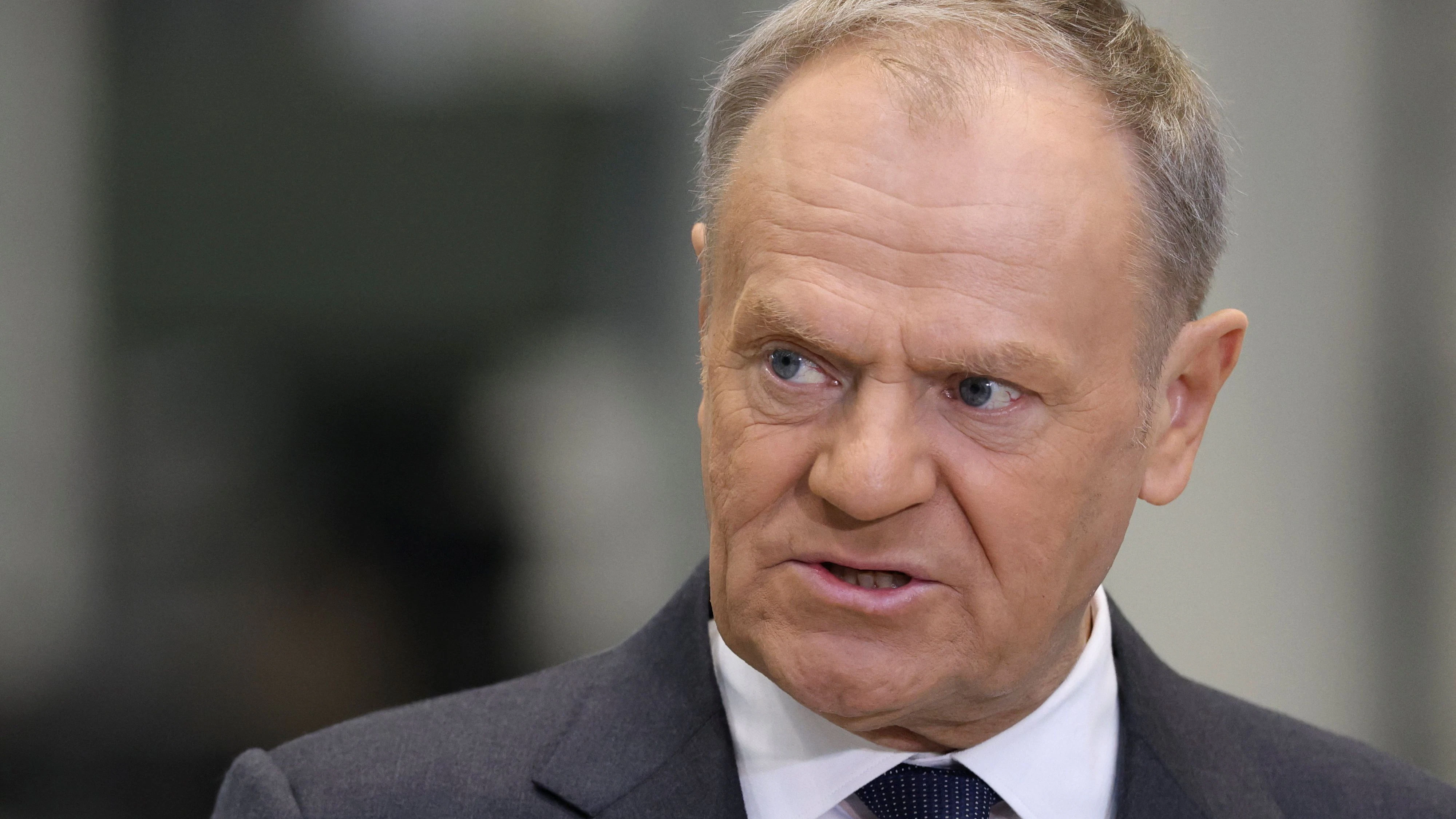Poland's Prime Minister Donald Tusk holds a press conference during a signing event for the delivery of anti-aircraft systems capable of countering unmanned aerial vehicles in Kobylka, Poland, January 30, 2026. REUTERS/Kuba Stezycki