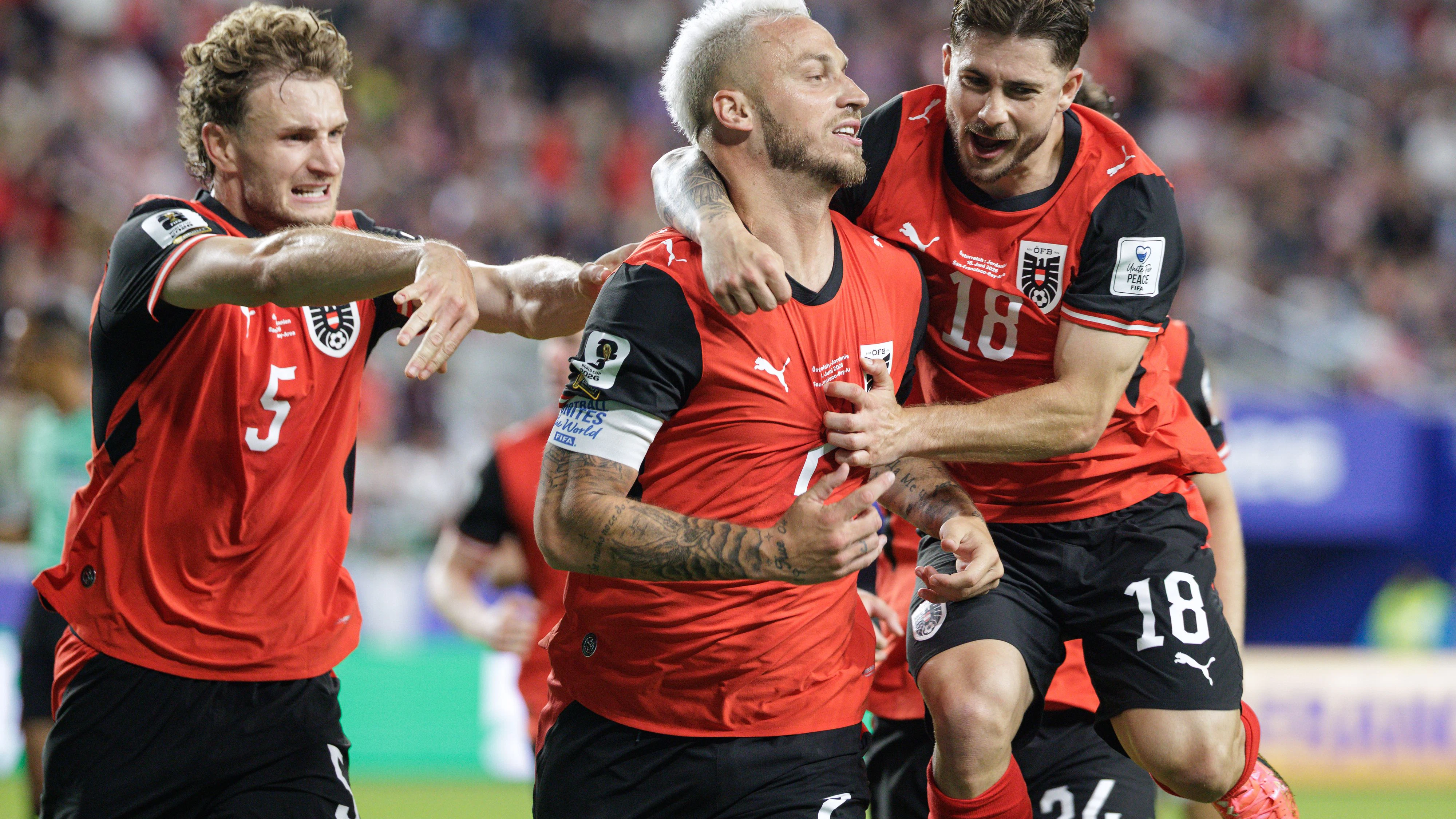 SANTA CLARA,CALIFORNIA,USA,17.JUN.26 - SOCCER - FIFA World Cup 2026, group stage, Austria vs Jordan. Image shows the rejoicing Stefan Posch, Marko Arnautovic and Romano Schmid (AUT). Photo: GEPA pictures/ Armin Rauthner