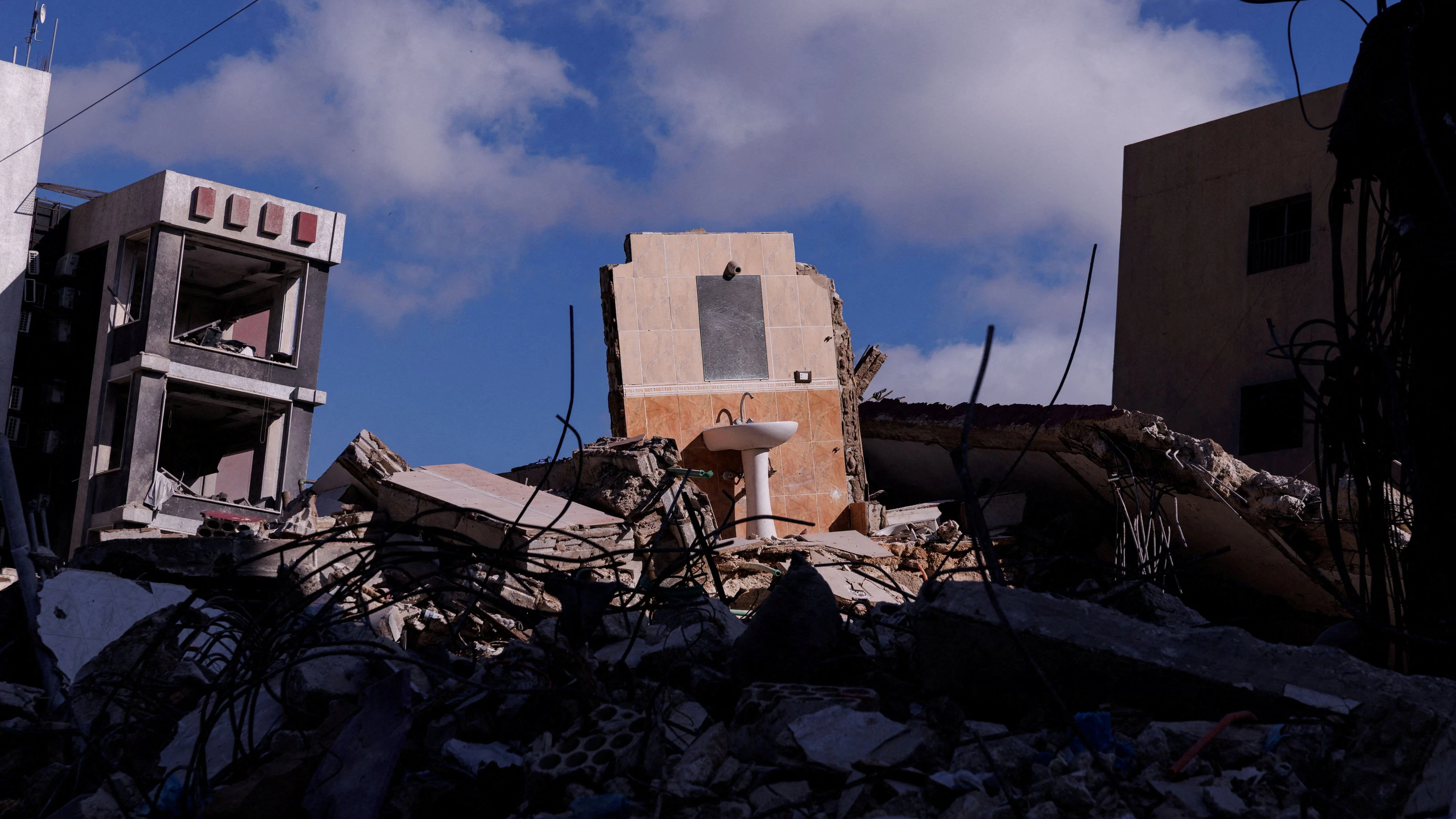 Beschädigtes Gebäude nach ANgriffen seitens Israel im Libanon