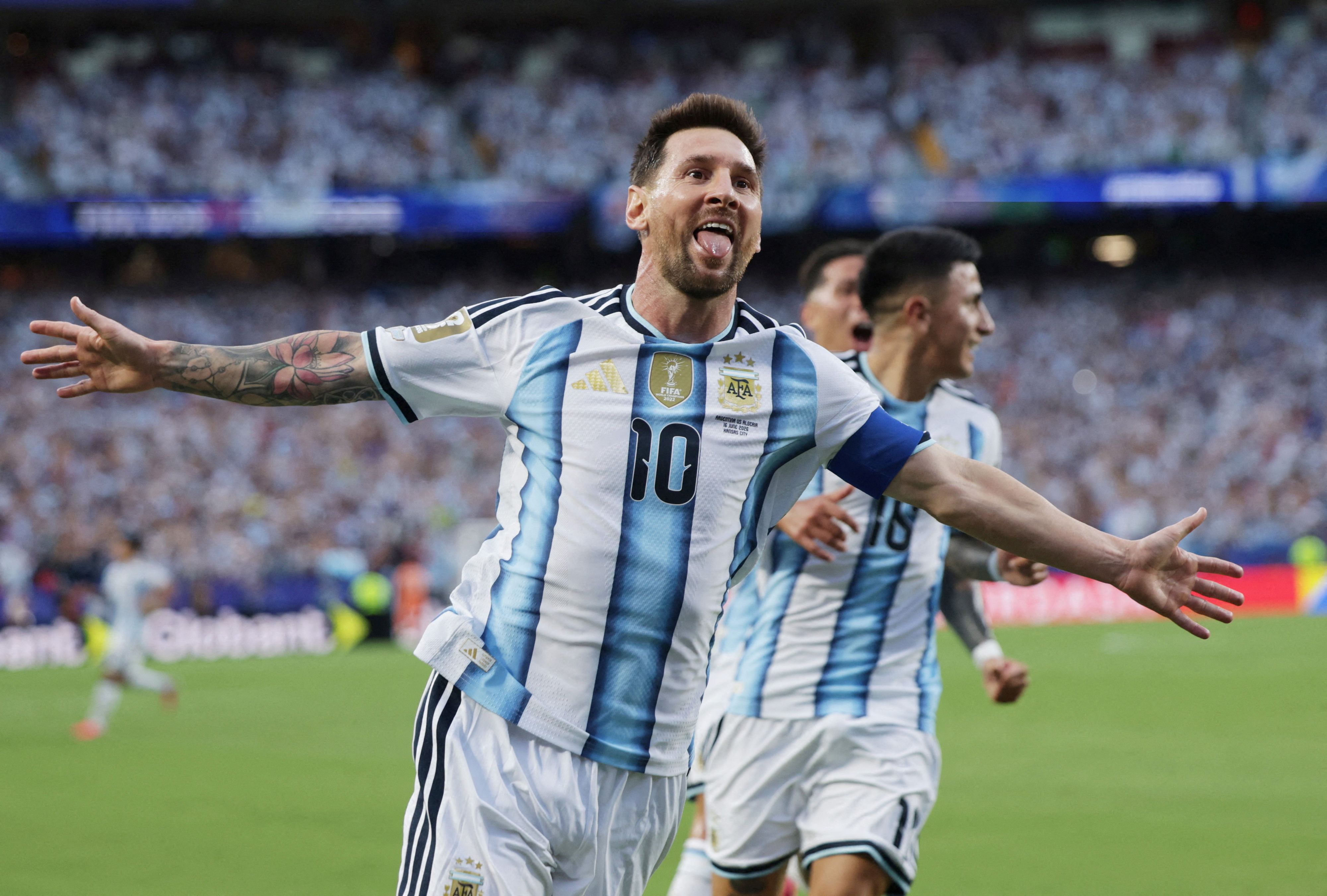 Messi erzielte einen Hattrick im ersten WM-Spiel.