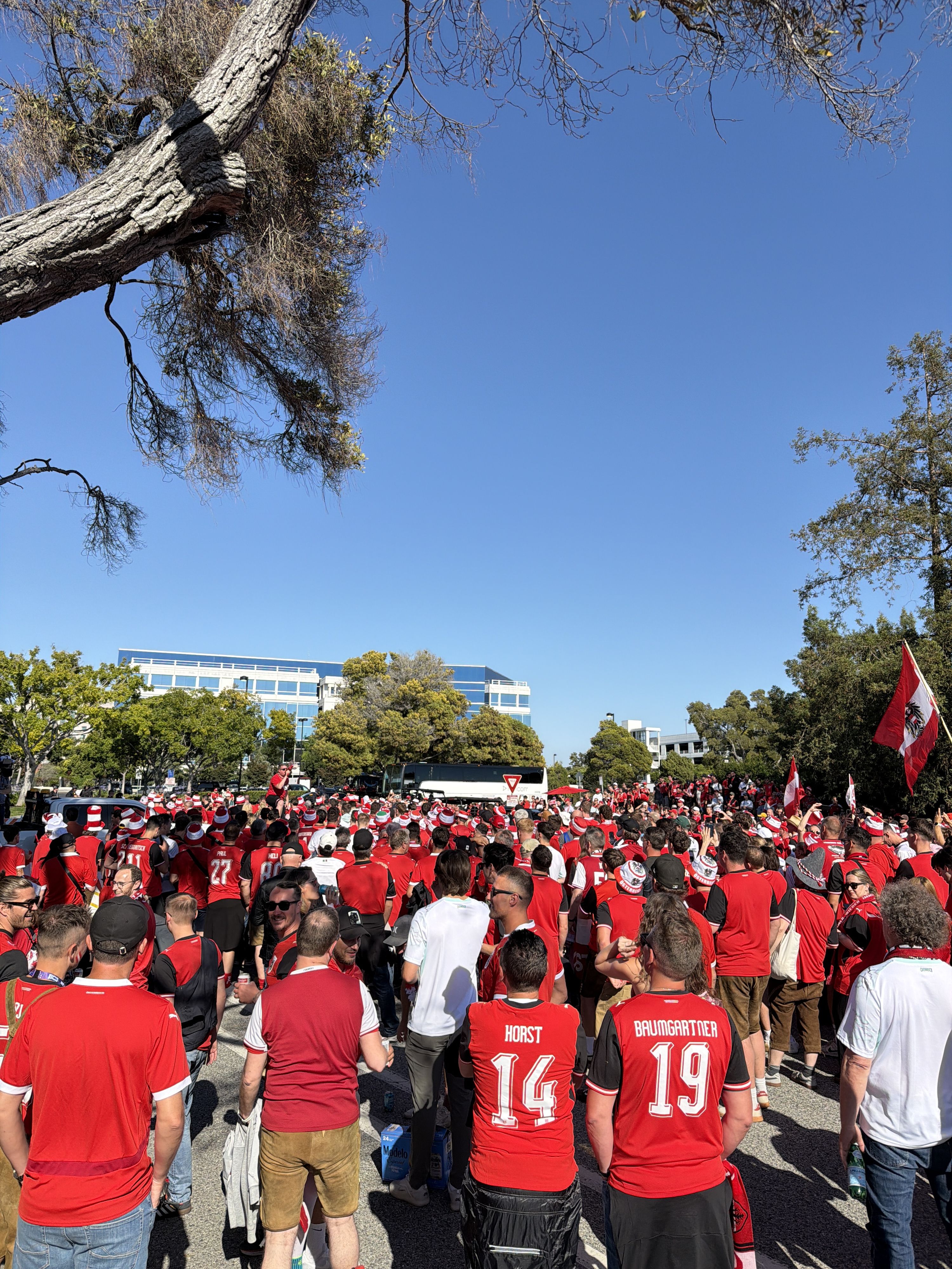 Die Fans beim Marsch zum San Francisco Stadion
