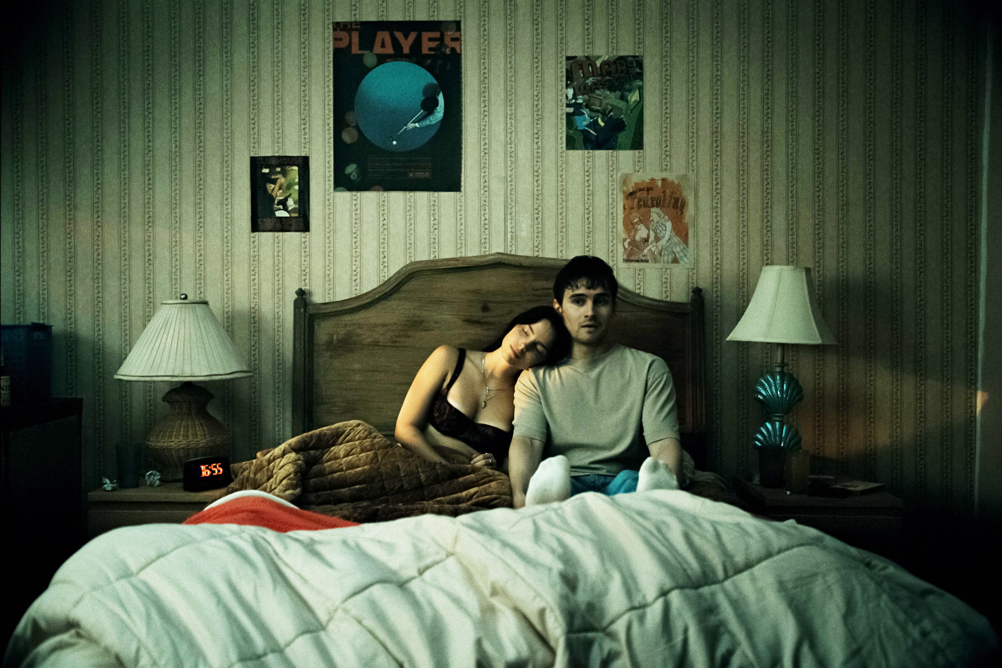 Inde Navarrette und Michael Johnston gleiten im Film 