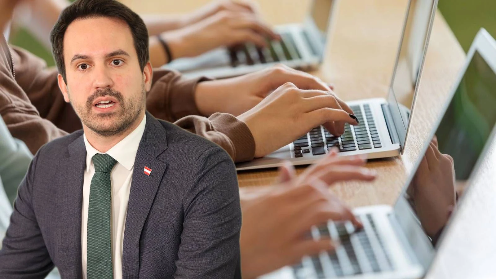 Bildungsminister Christoph Wiederkehr (Neos) modernisiert Pflichtschulabschluss im zweiten Bildungsweg.